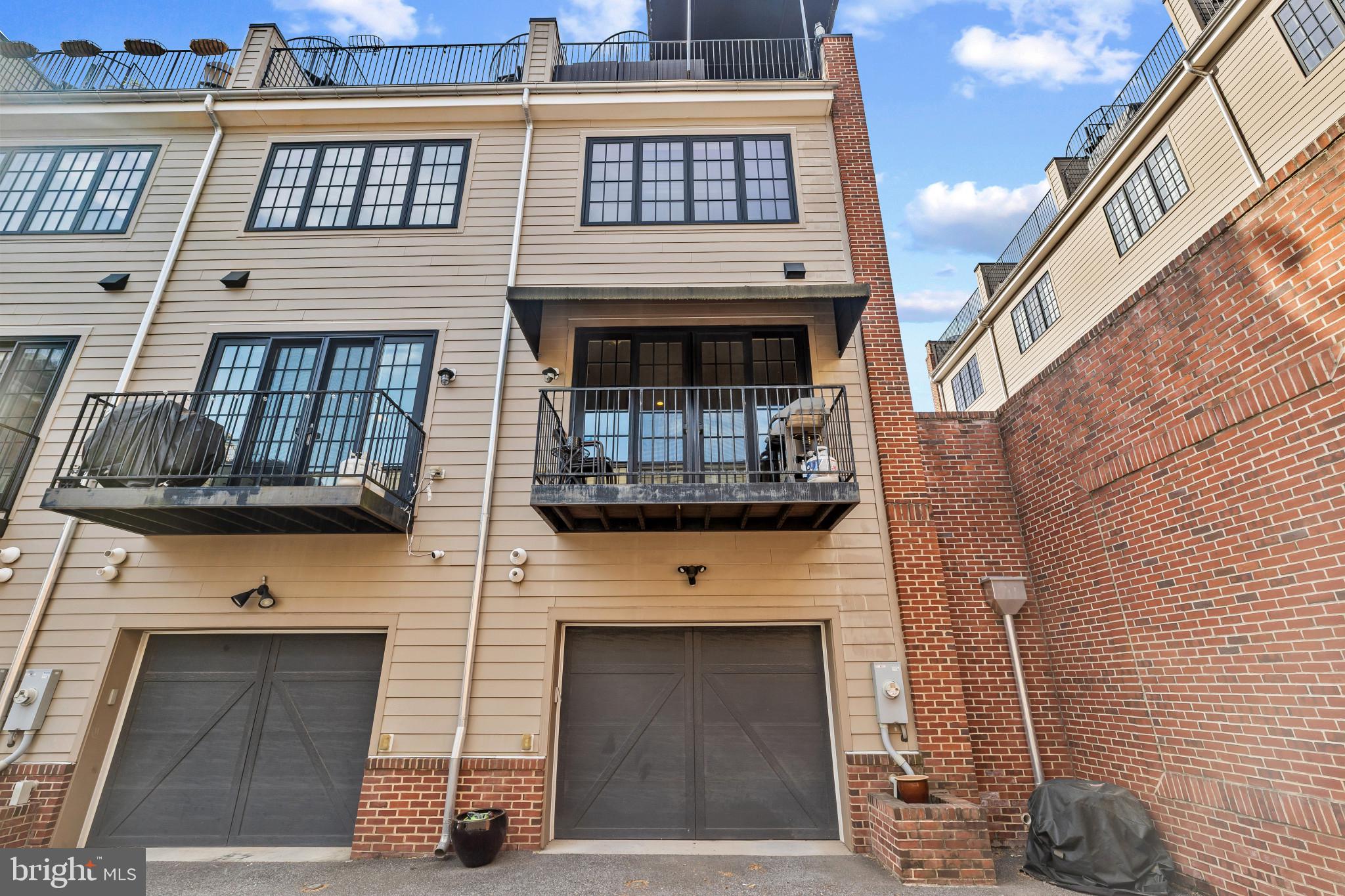 BREWERS HILL - Residential