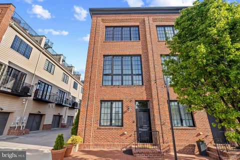Townhouse For Sale - 3800 Dillon Street<br/> BALTIMORE, MD 21224