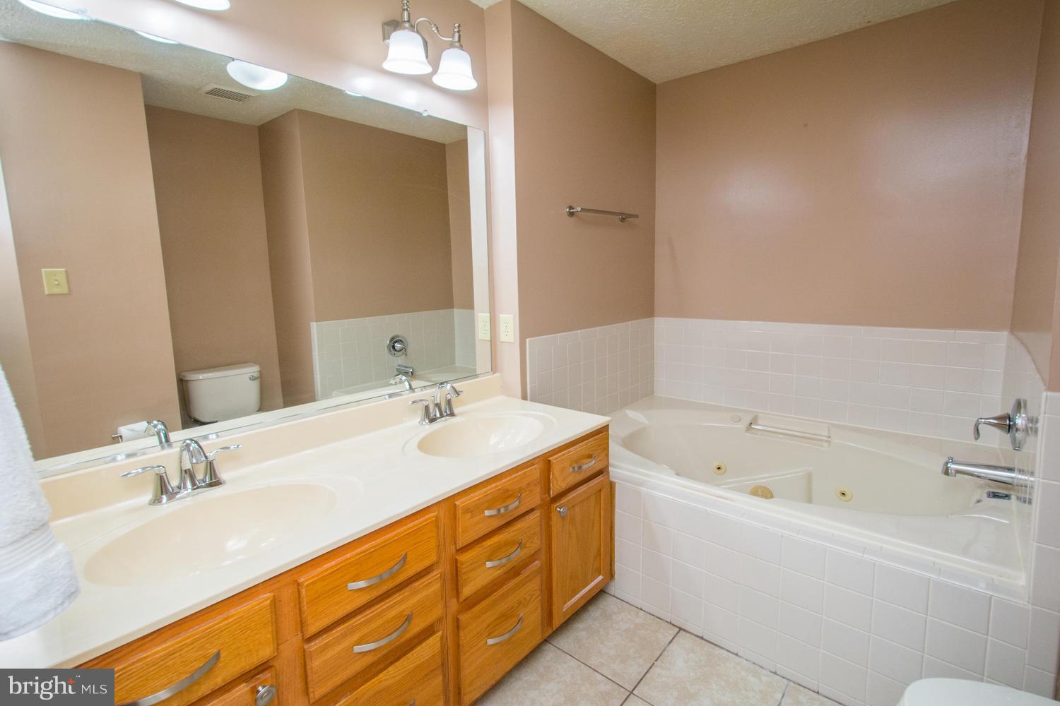 KINGSBROOK - Residential