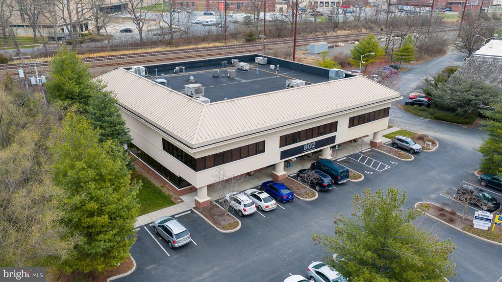 Photo of 802 New Holland Avenue #200, LANCASTER, PA 17602 (MLS # PALA2085152)