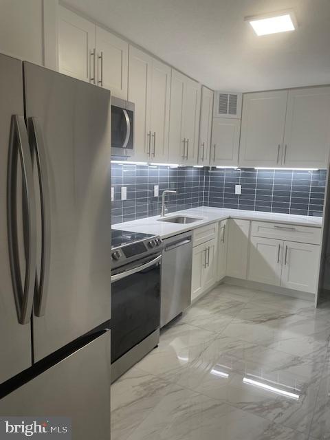 WATERGATE AT LANDMARK - Residential Lease