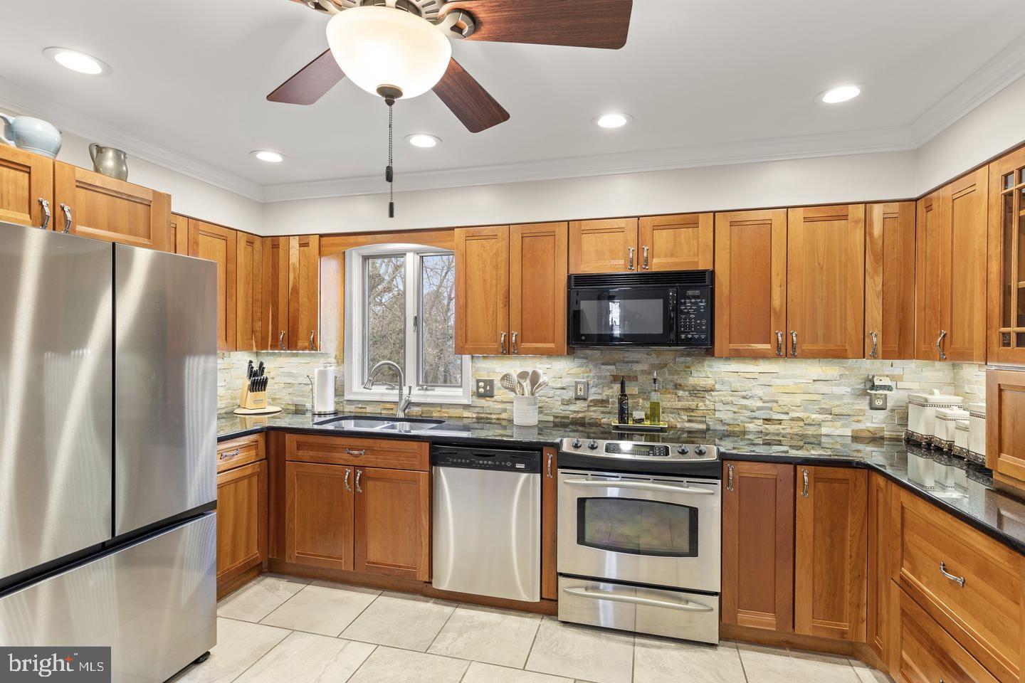 WESTVIEW - Residential