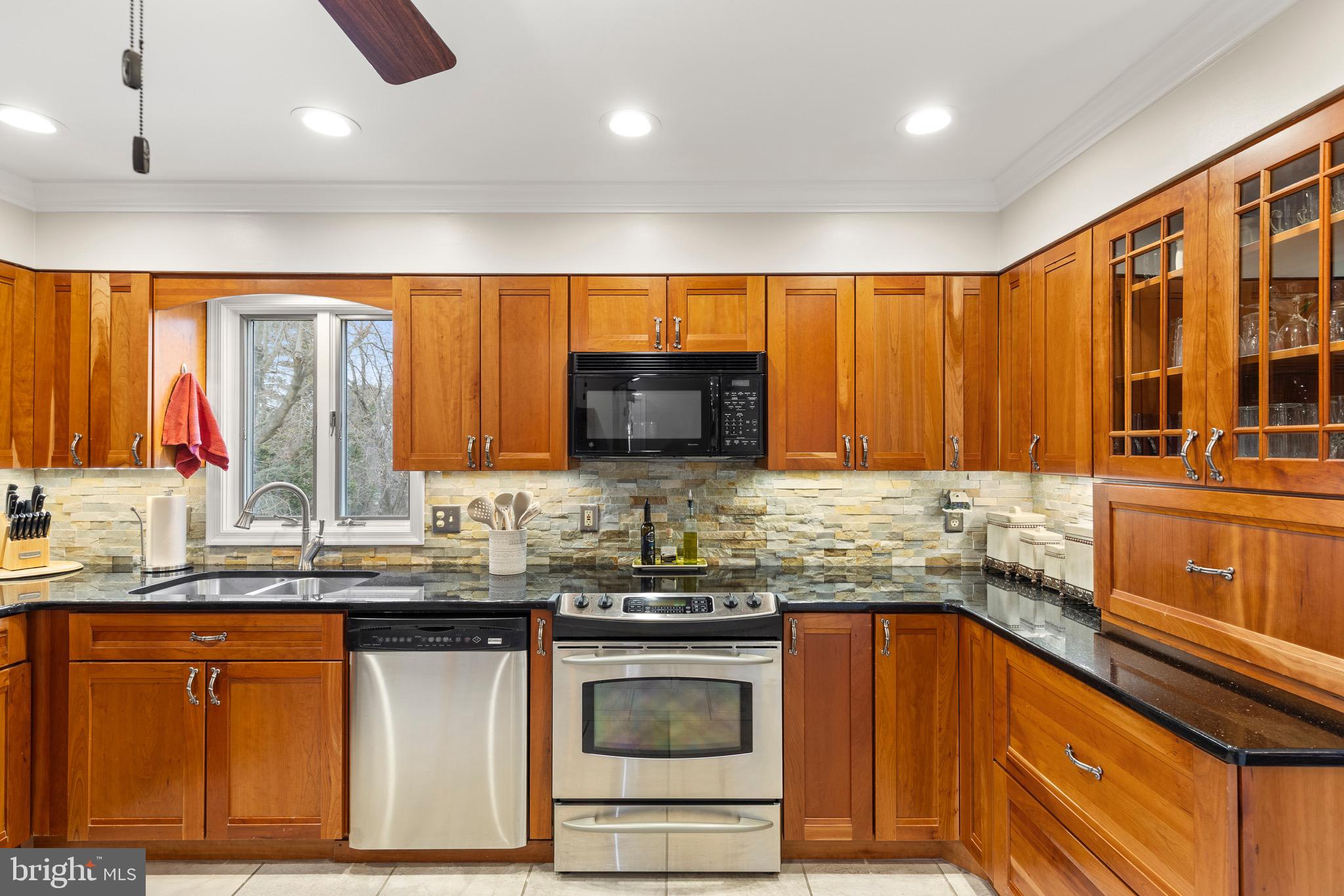 WESTVIEW - Residential