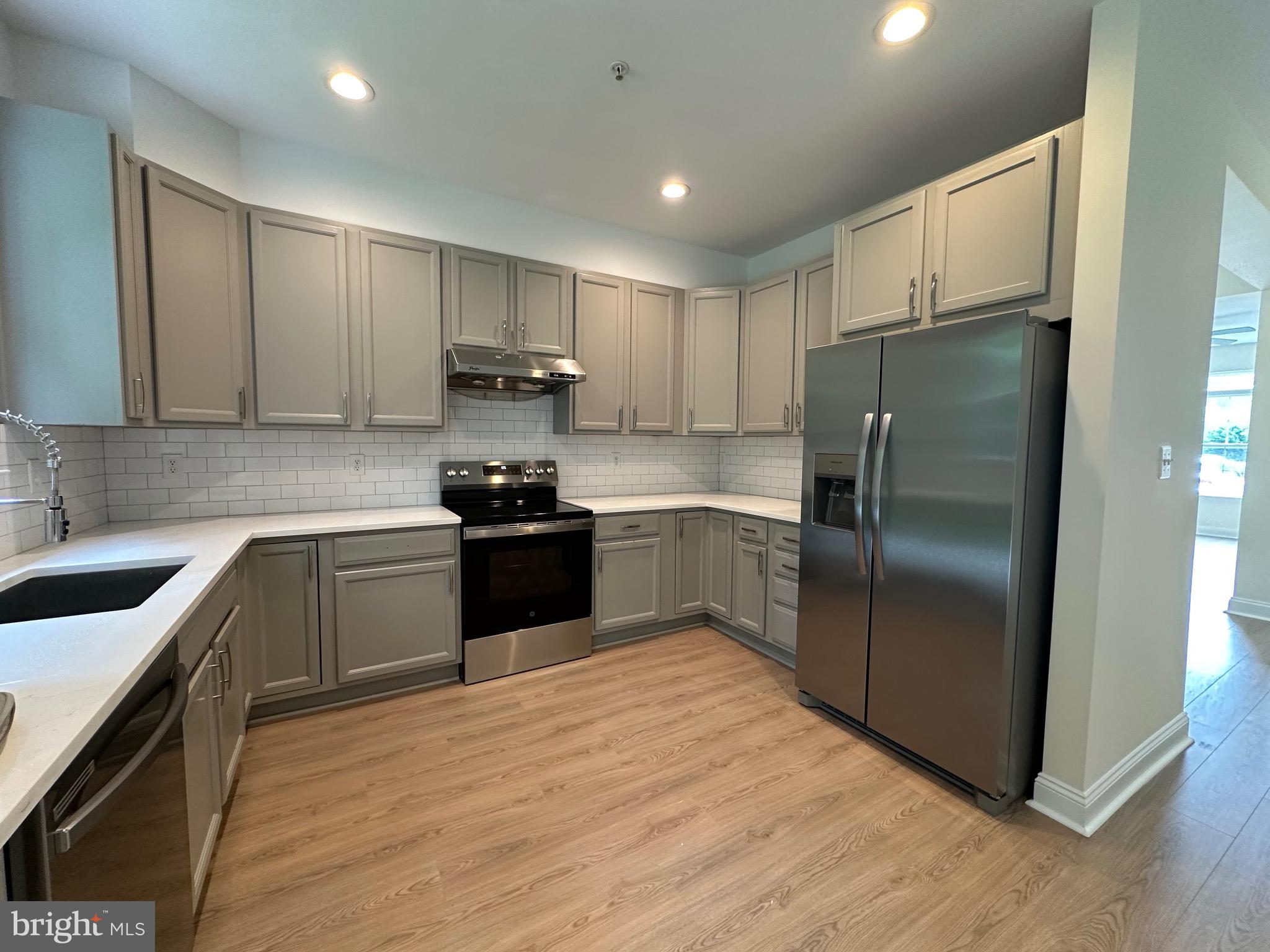 PINTAIL LANDING - Residential Lease