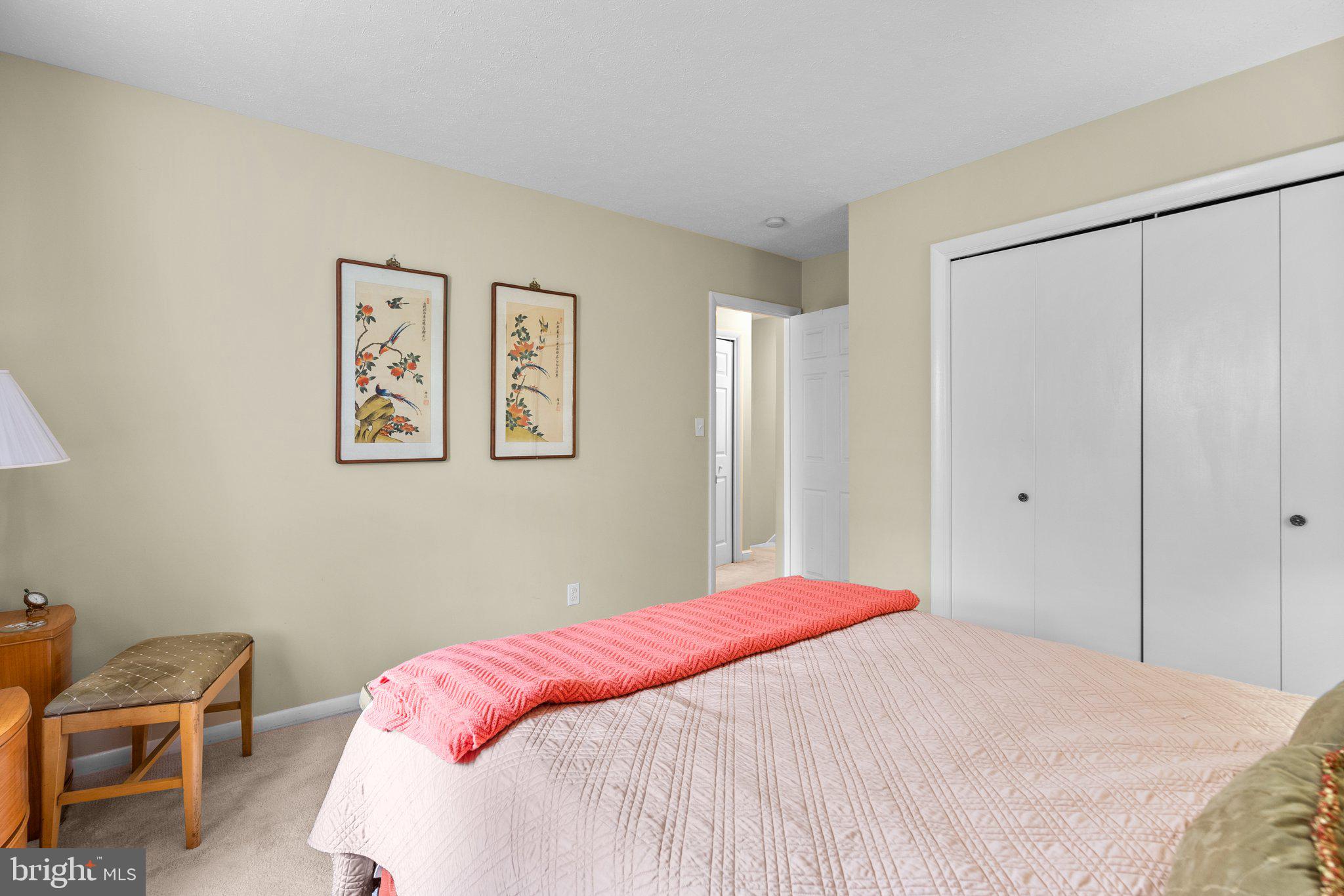 WILLIAMSBURG VILLAGE - Residential