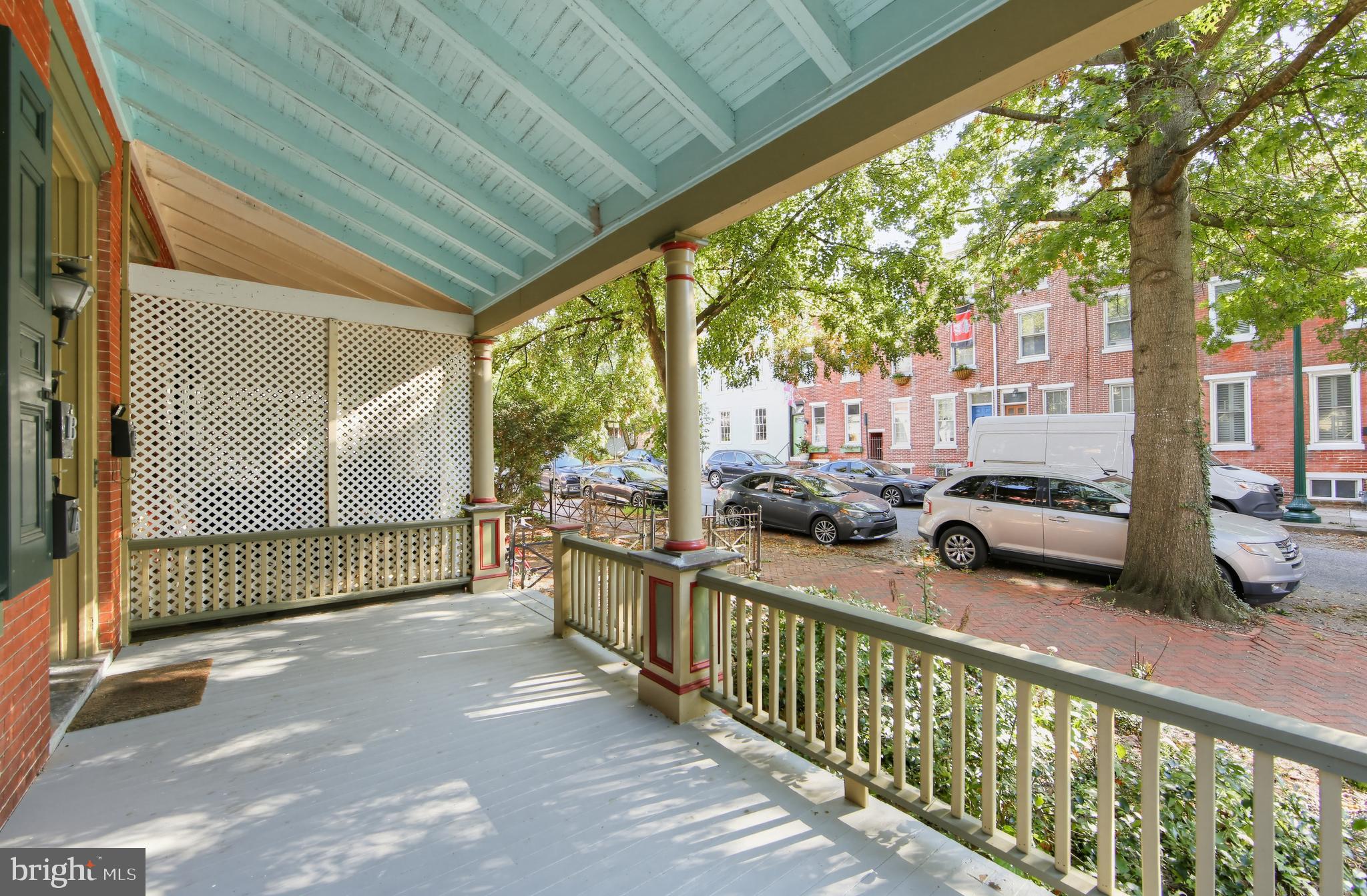 121 S. WALNUT STREET E
