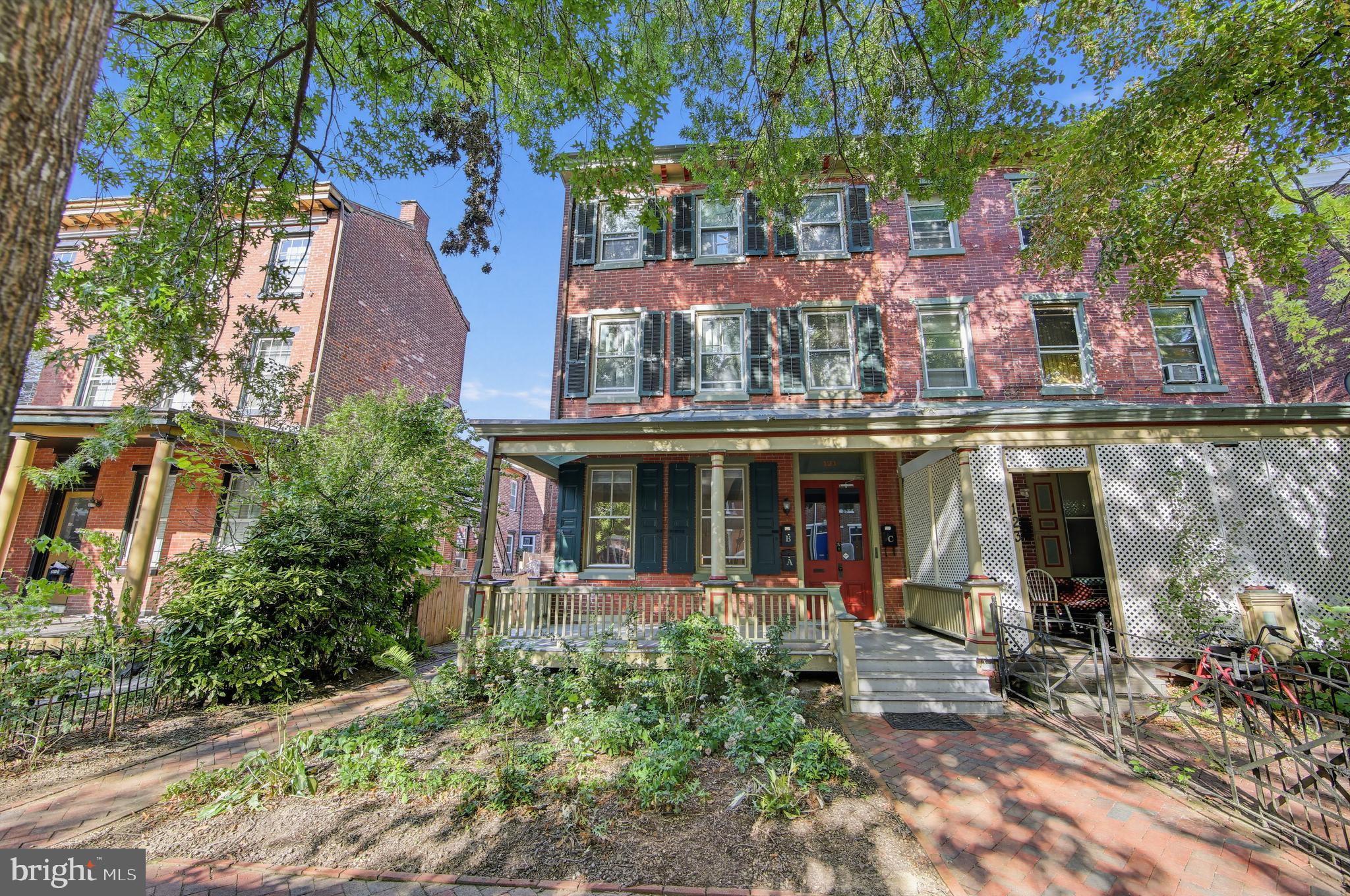 121 S. WALNUT STREET E