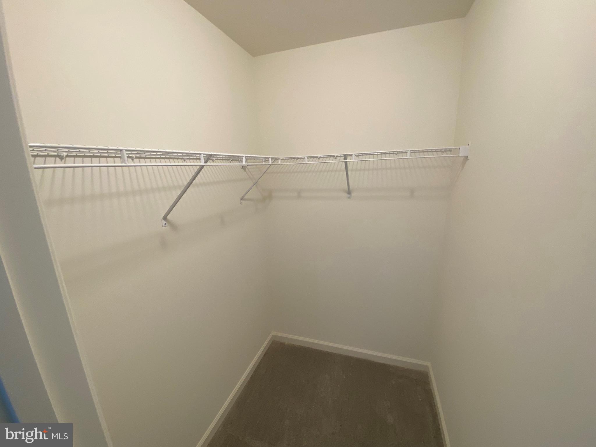 WHISPERING PINES - Residential