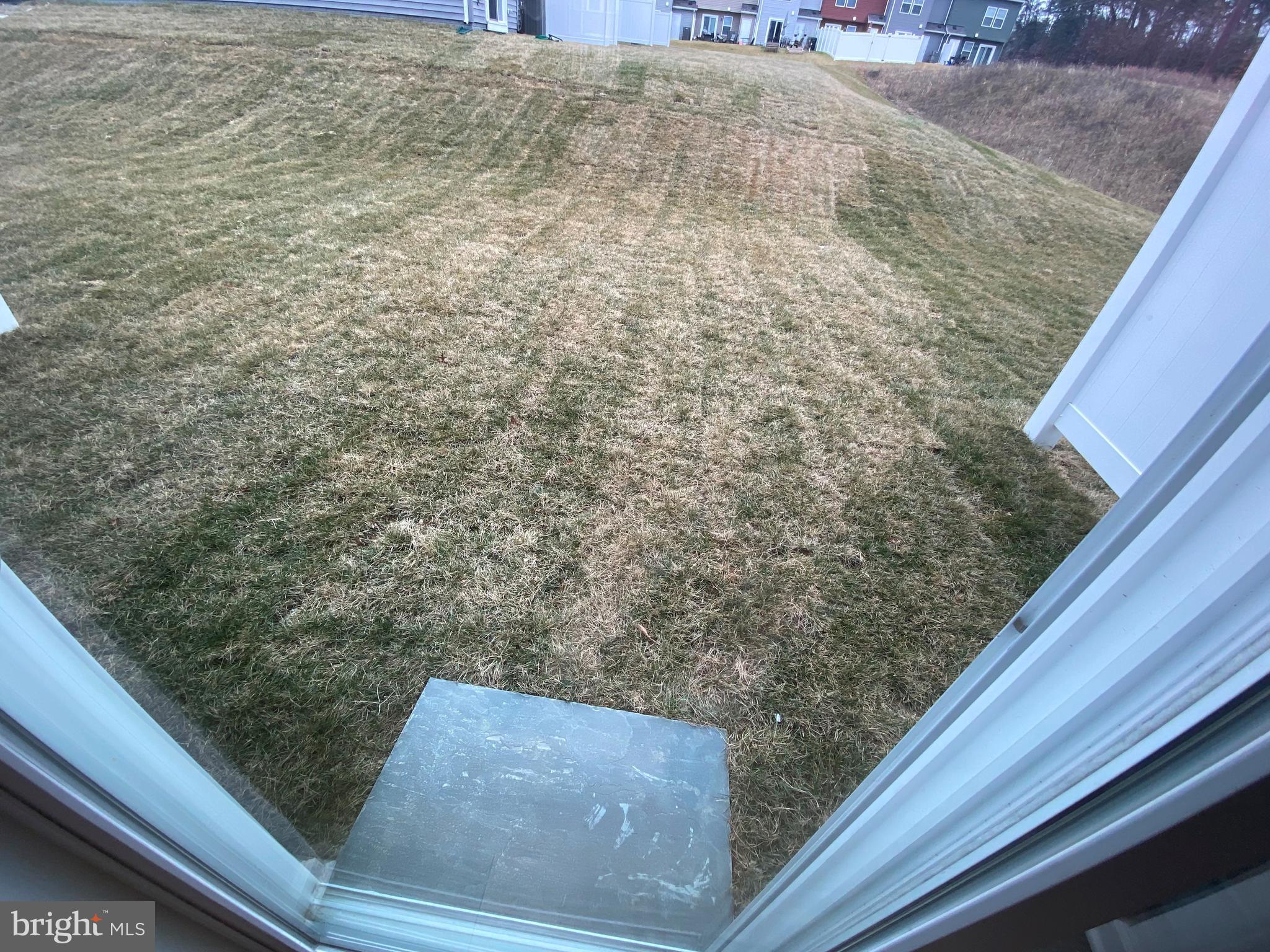 WHISPERING PINES - Residential