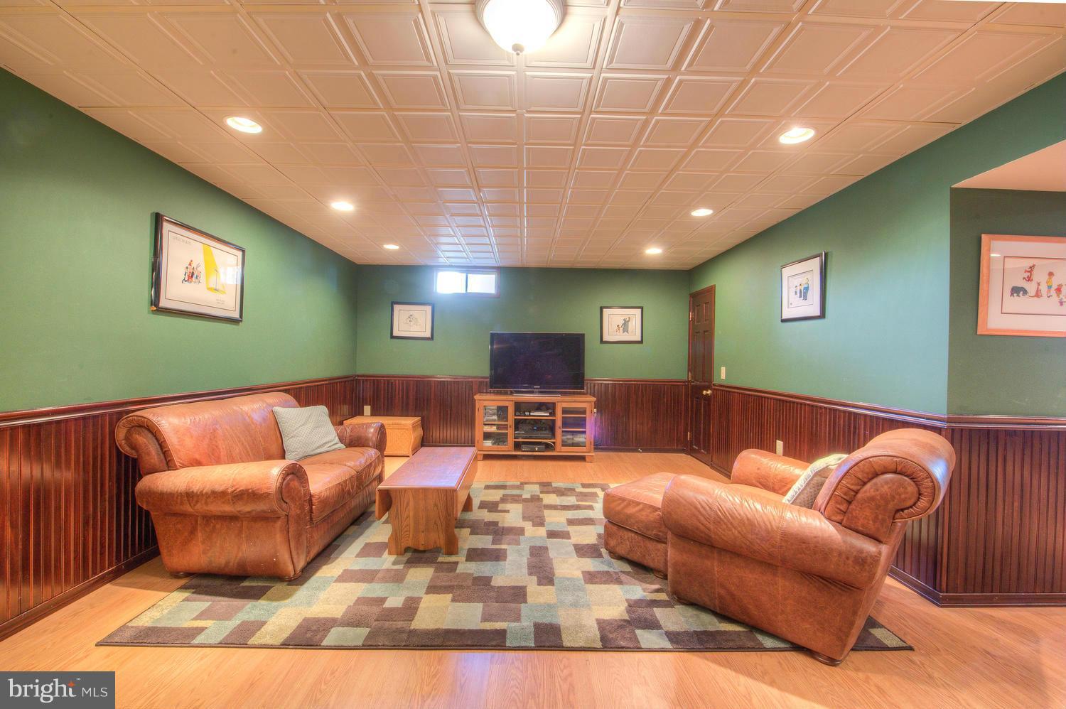 KINGSWOOD - Residential