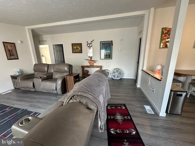 PINEWOOD ACRE - Residential