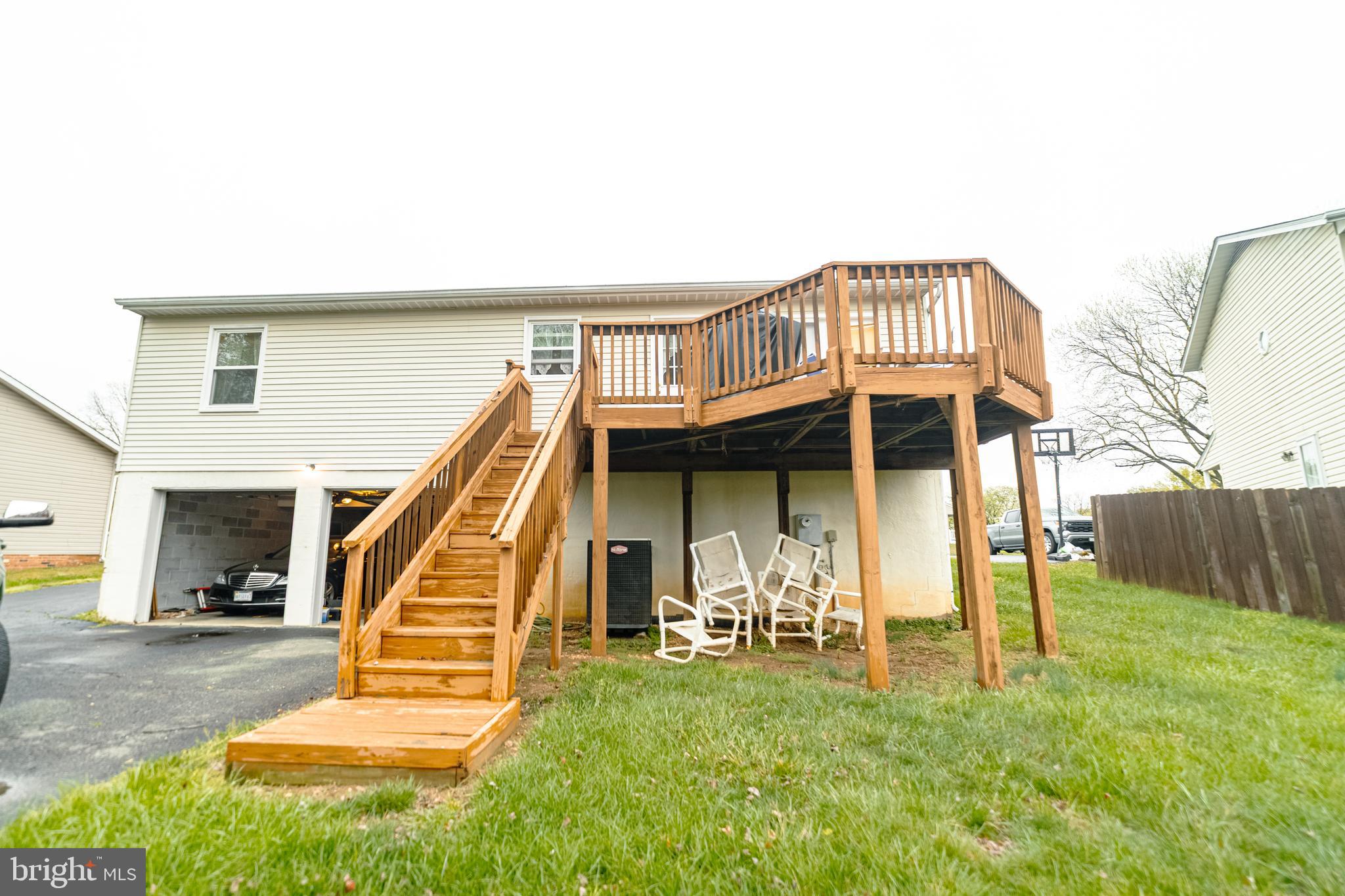 802 SHAMROCK DRIVE