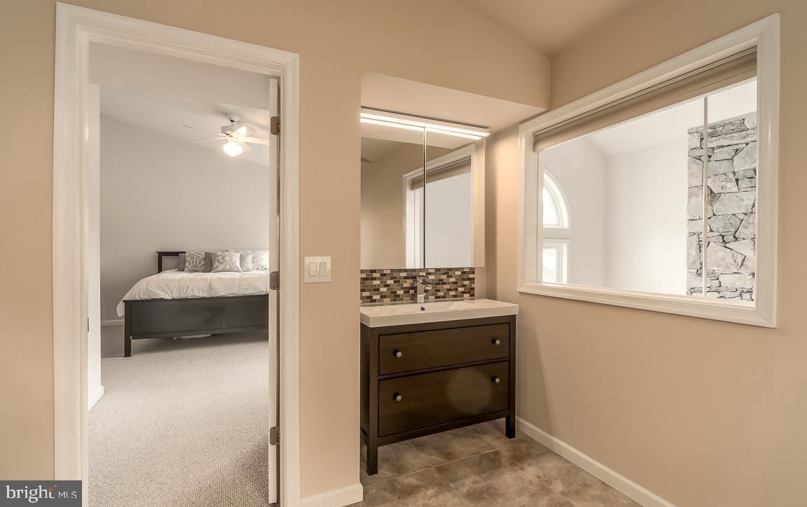 CANDLE RIDGE - Residential Lease