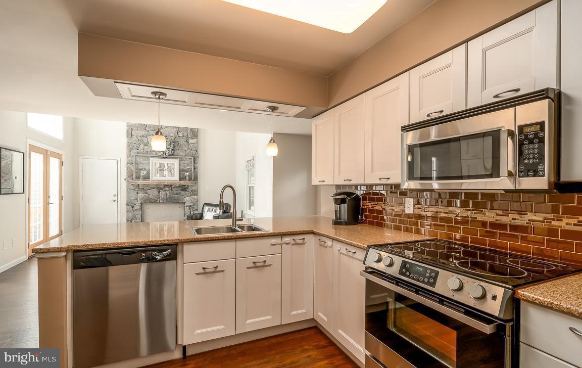 CANDLE RIDGE - Residential Lease