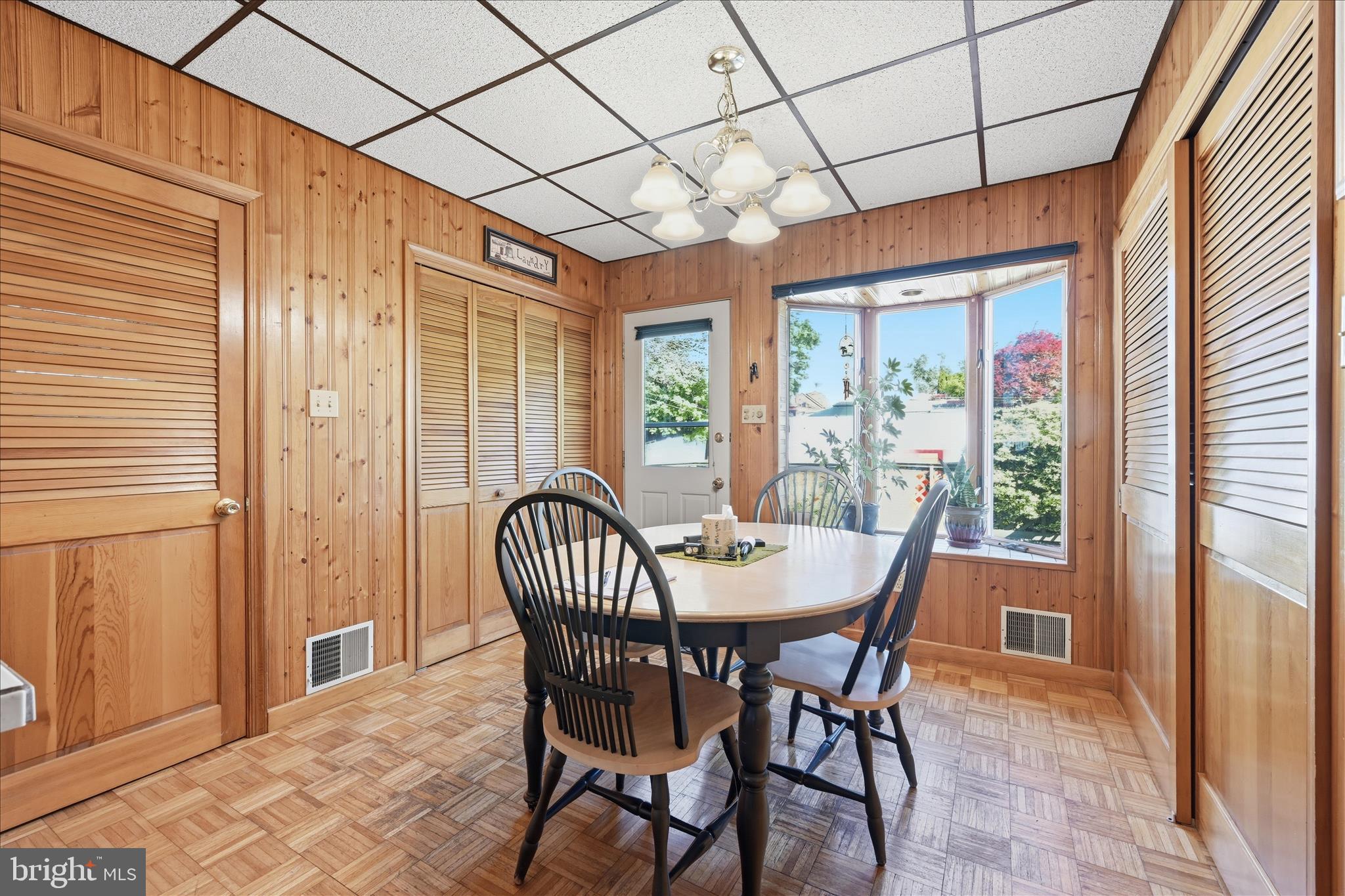 POTTSVILLE - Residential