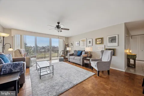 309 Florence Avenue Unit 626N, Jenkintown, PA MLS: PAMC2133636