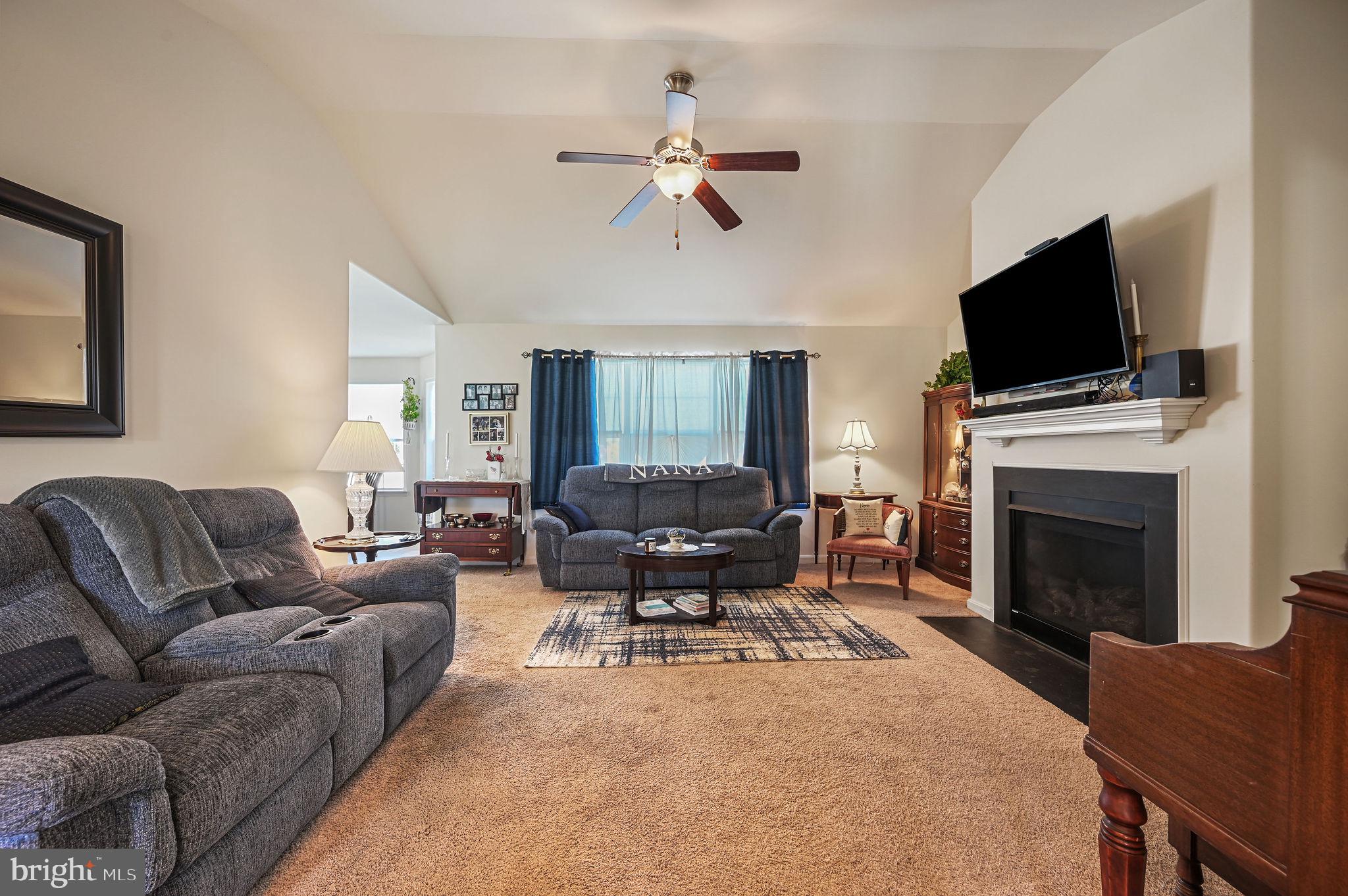 182 KENMOUNT LANE