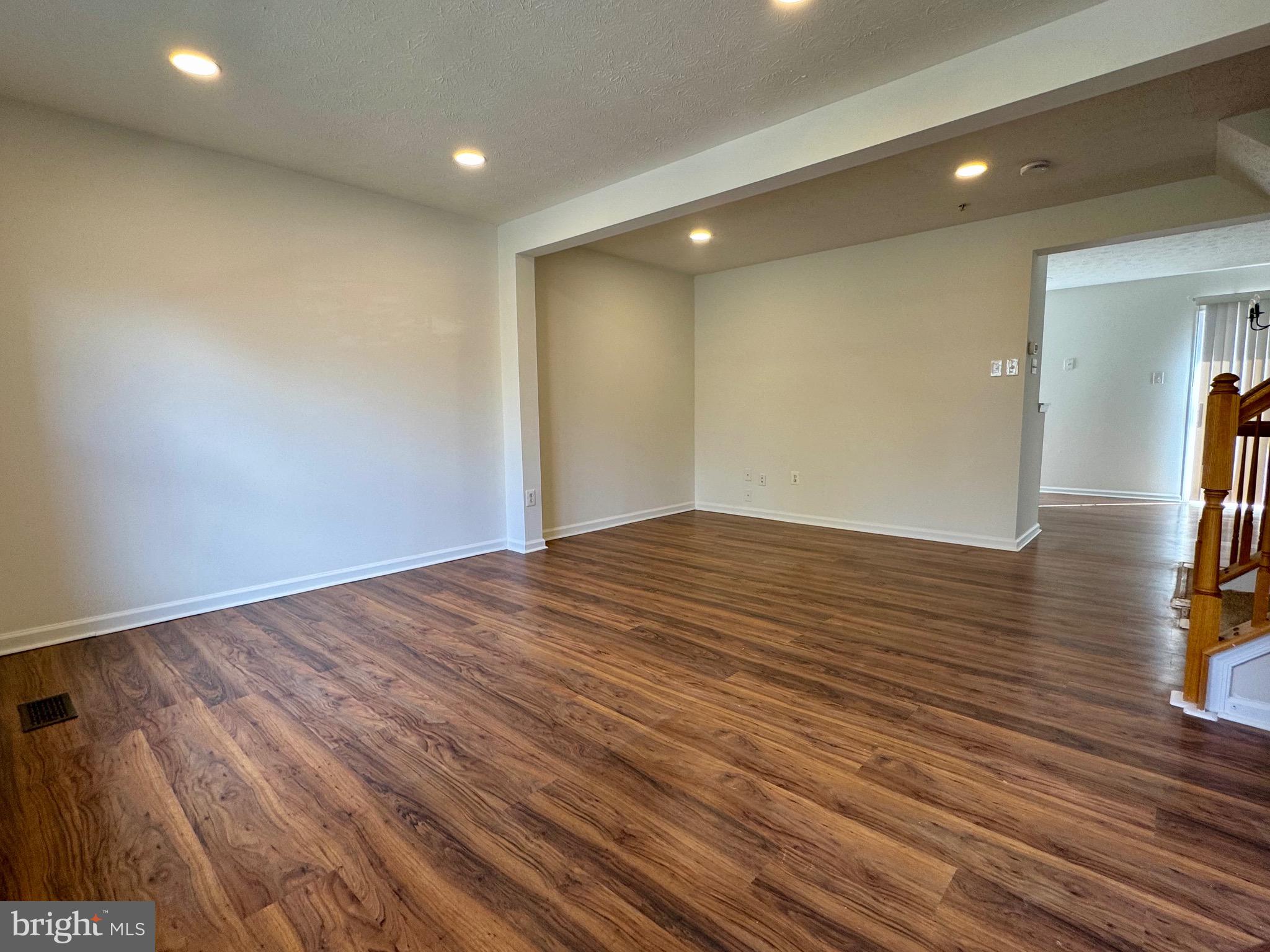 EATON SQUARE - Residential Lease