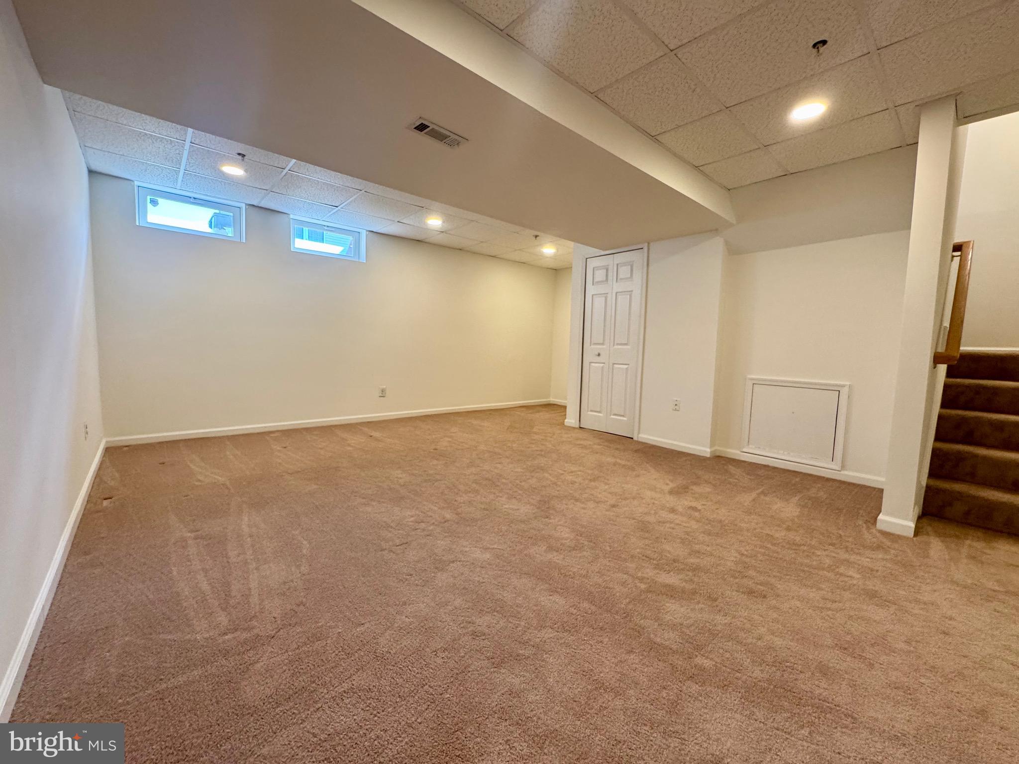 EATON SQUARE - Residential Lease