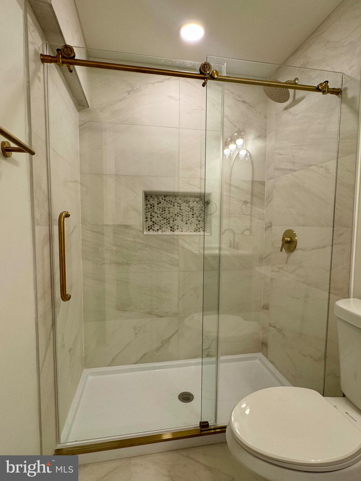 EATON SQUARE - Residential Lease