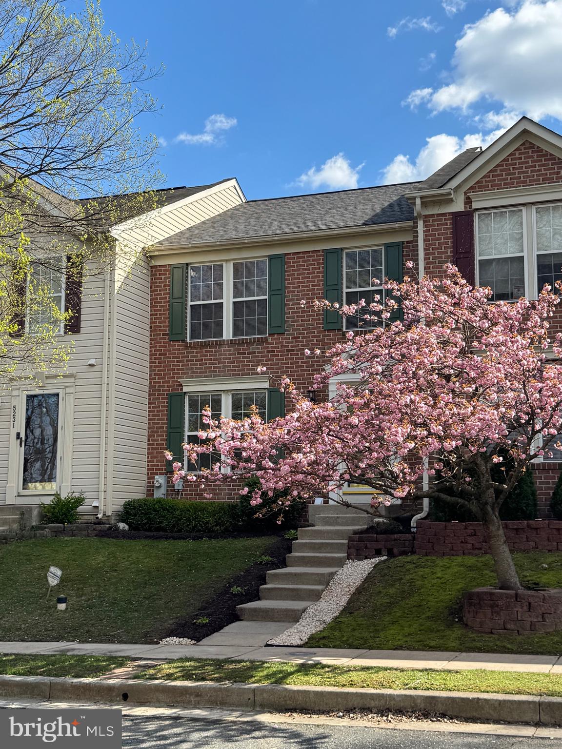 EATON SQUARE - Residential Lease