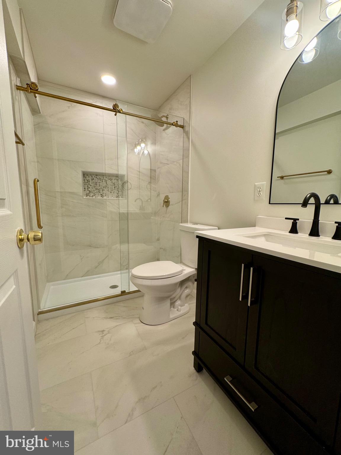 EATON SQUARE - Residential Lease