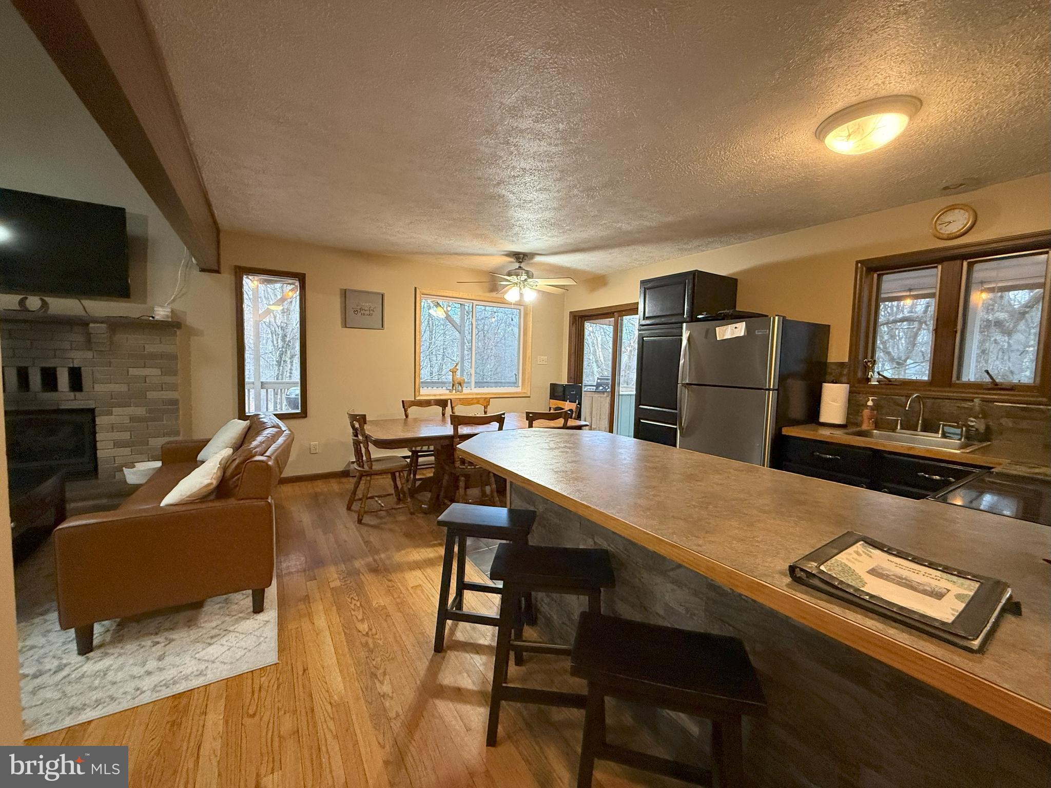 TOWAMENSING TRAILS - Residential