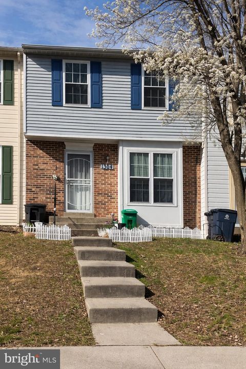 1304 NALLEY LANDOVER MD 20785