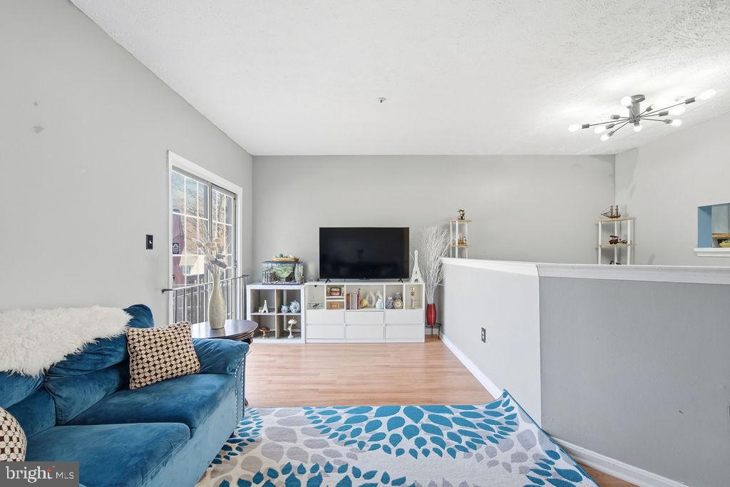 CAPITAL VIEW TOWNHOUSES - Residential