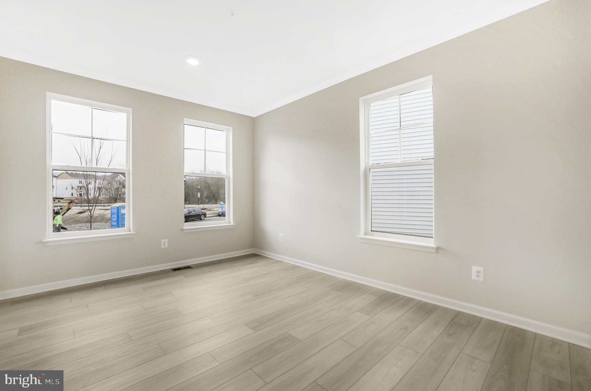 TUSCARORA CREEK - Residential