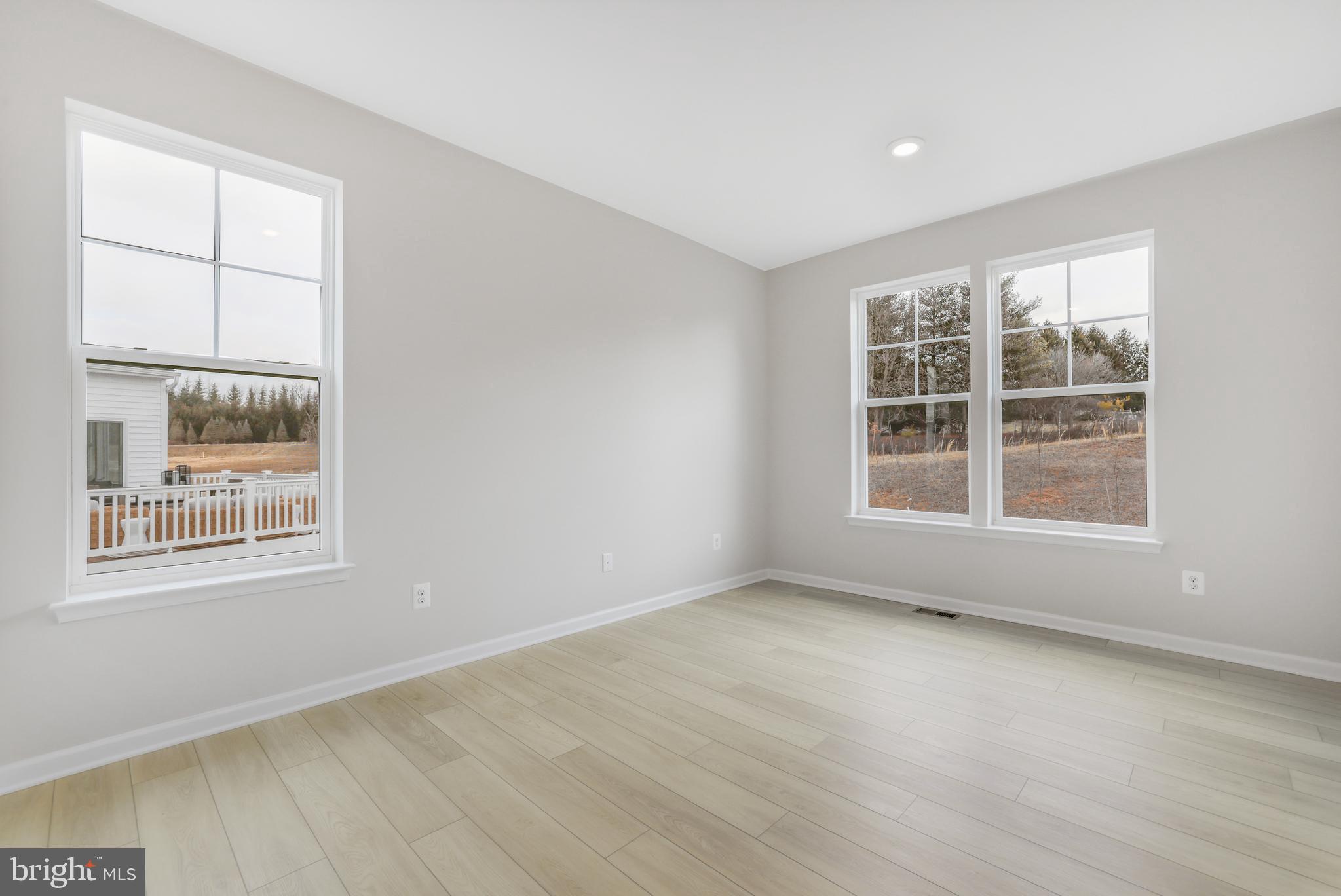 TUSCARORA CREEK - Residential