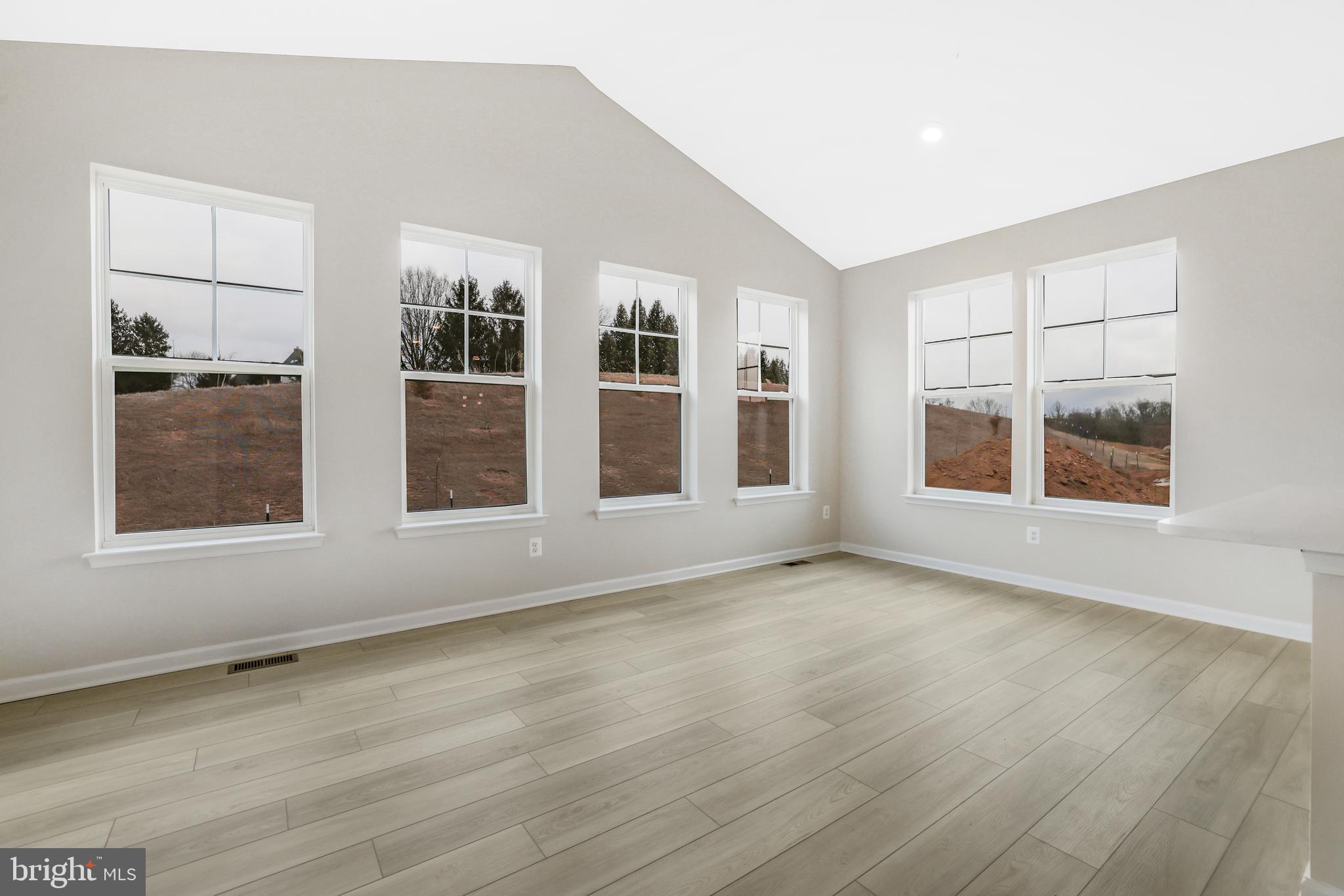 TUSCARORA CREEK - Residential