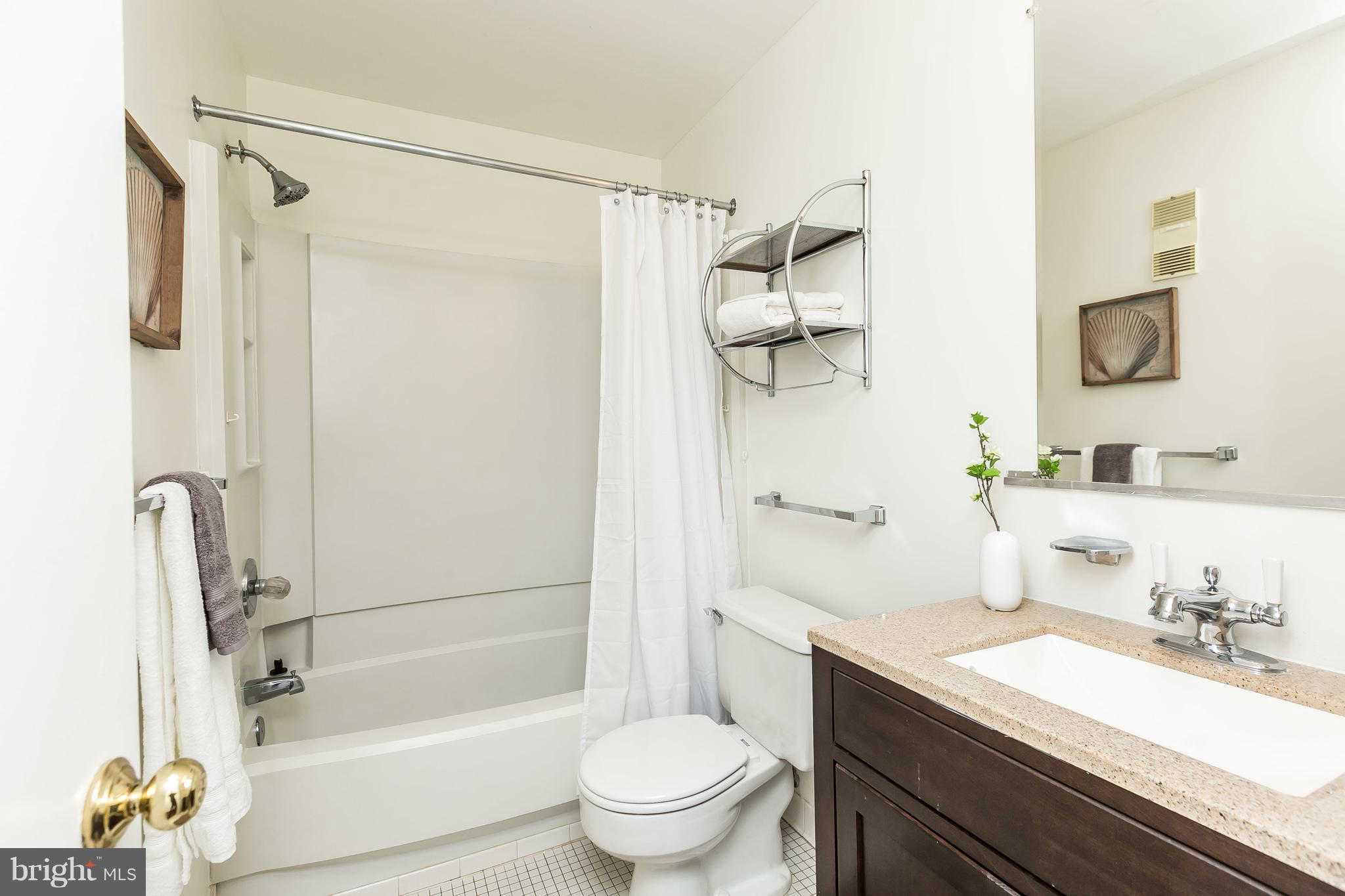 HARBOR WAY - Residential