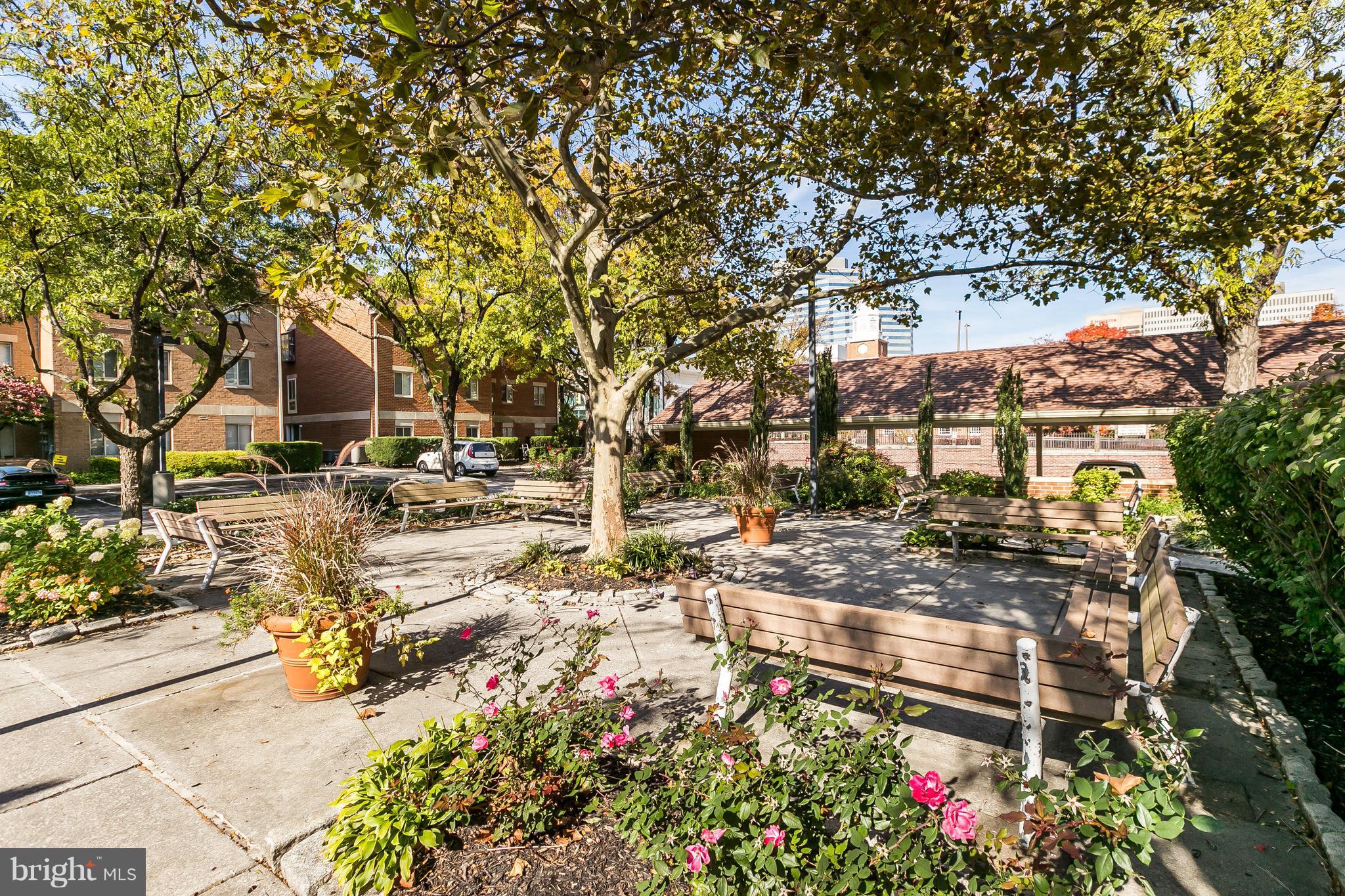 HARBOR WAY - Residential