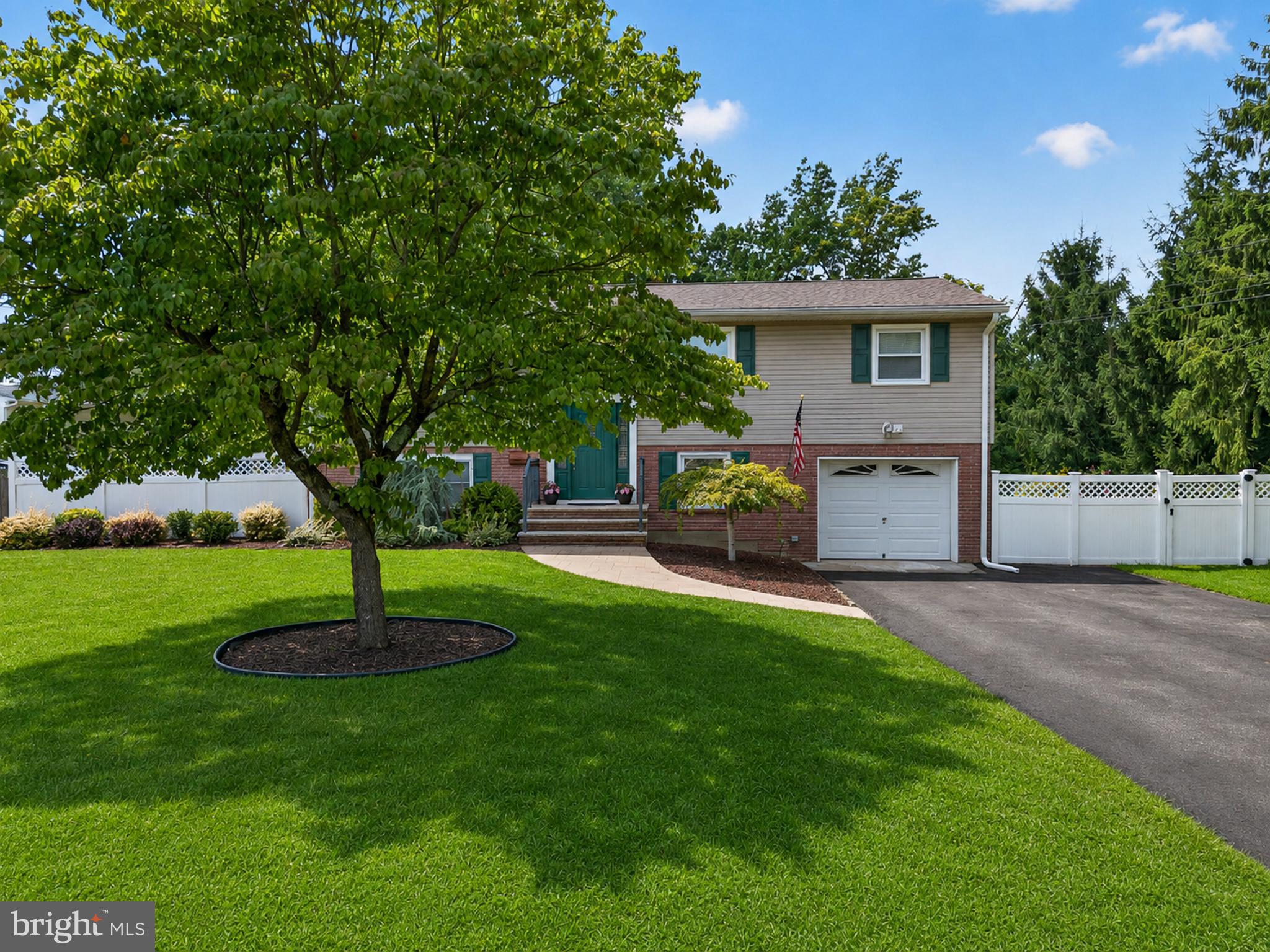104 PINEWOOD ROAD