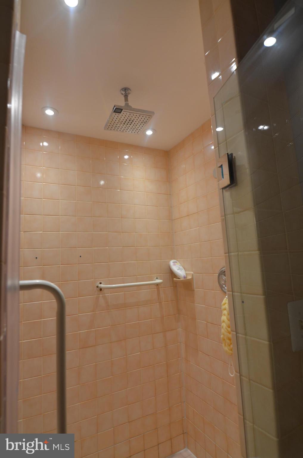 WELLS - Residential Lease