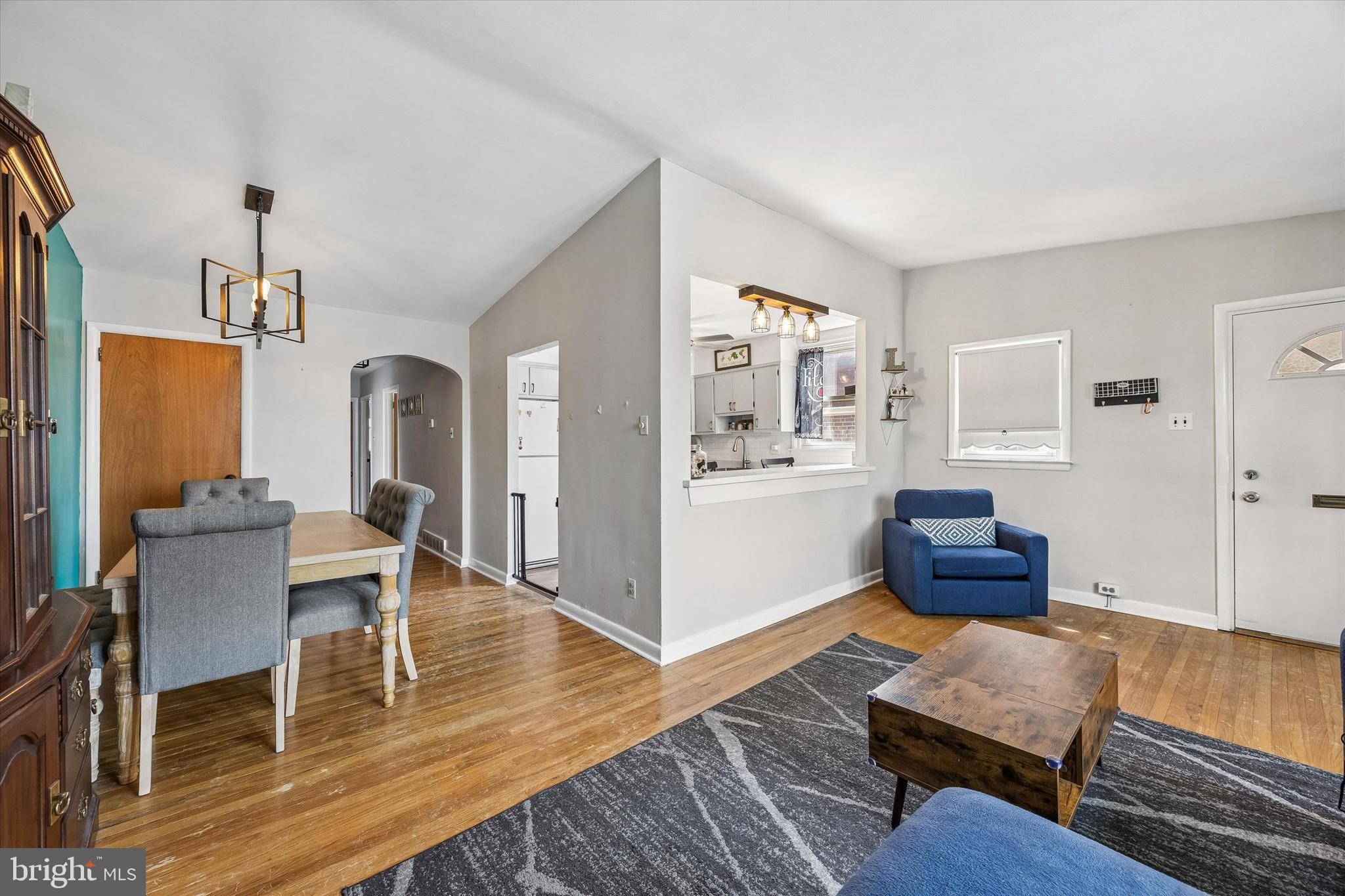 FOX CHASE - Residential