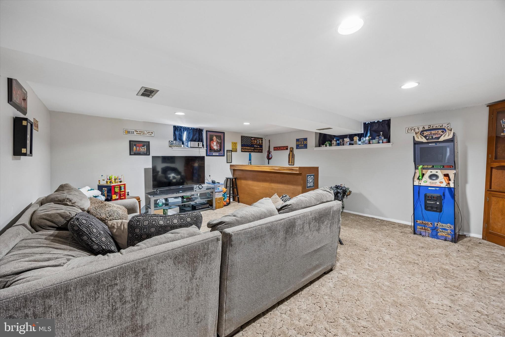 FOX CHASE - Residential