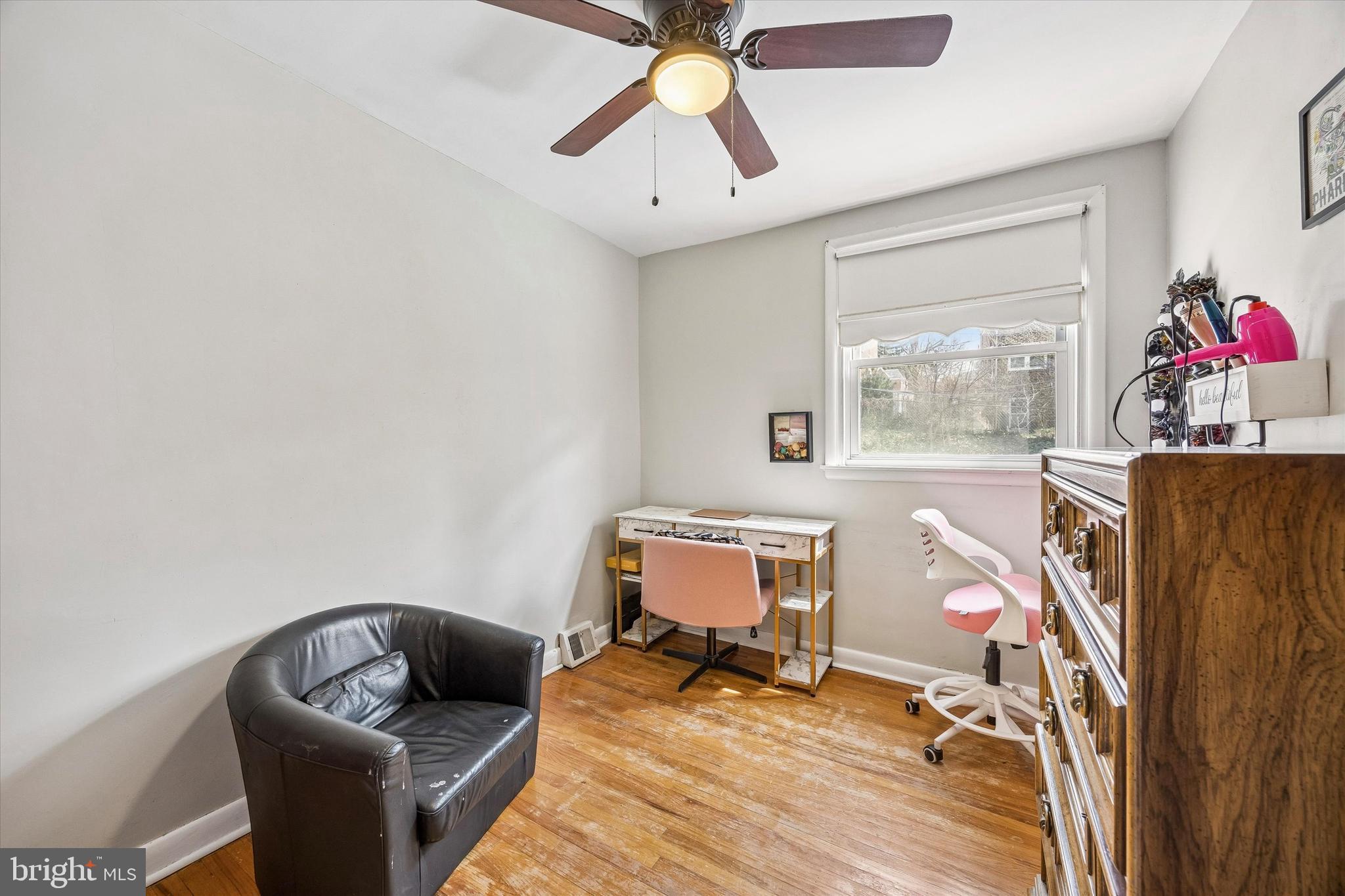 FOX CHASE - Residential