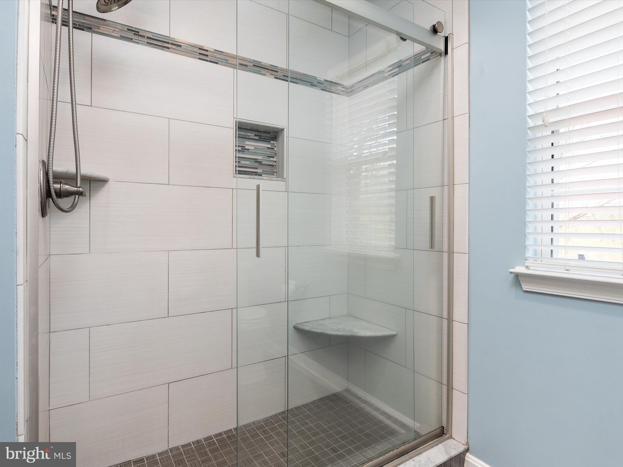 CATON GLEN - Residential