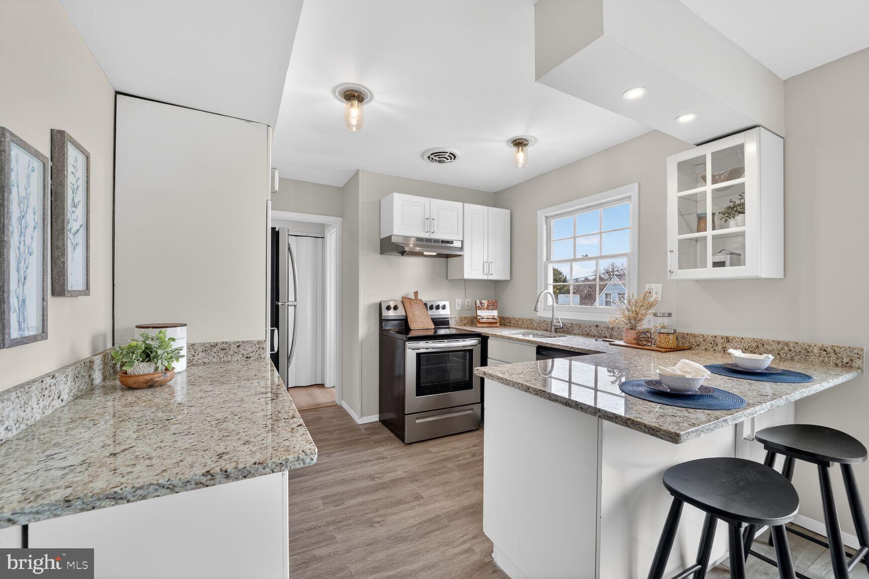 12610 KINGSFIELD LANE