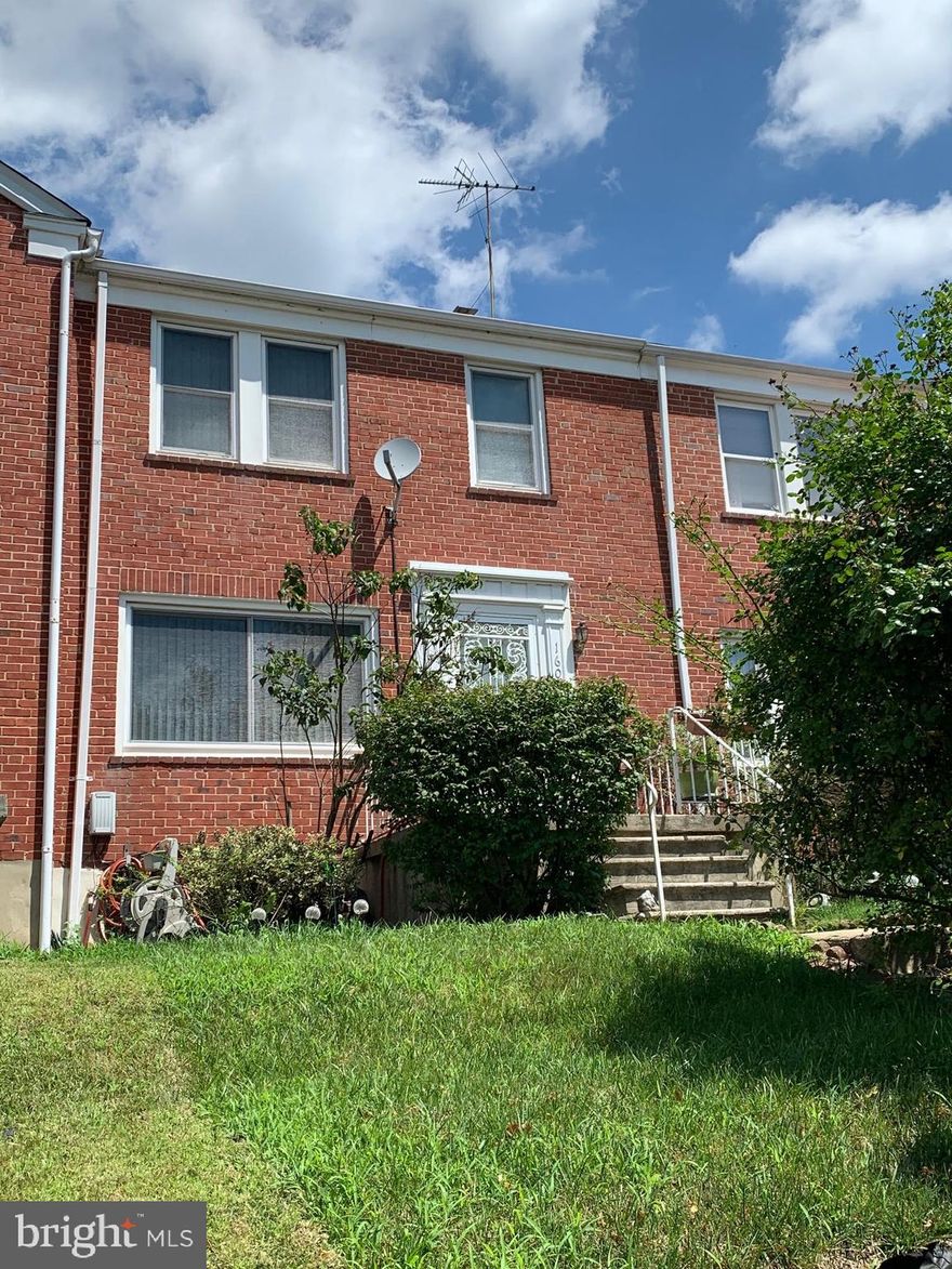 Price not approved by lender. Being sold as is and subject to third party approval. No showings at this time due to COVID. No offers will be accepted until 15 DOM. All offers must be in wet signatures, electronic signatures will not be reviewed. Buyer to pay $2500 loss mitigation fee.