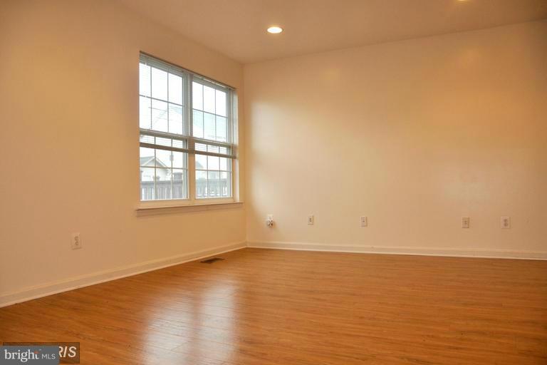 CHAPLINE PLACE - Residential Lease