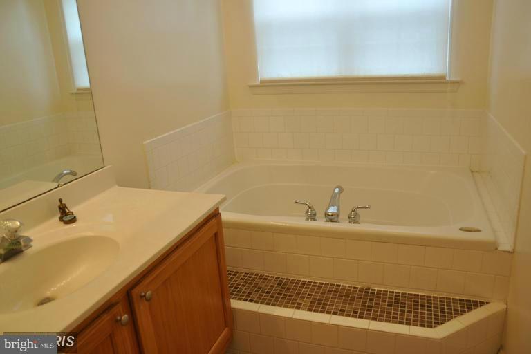 CHAPLINE PLACE - Residential Lease