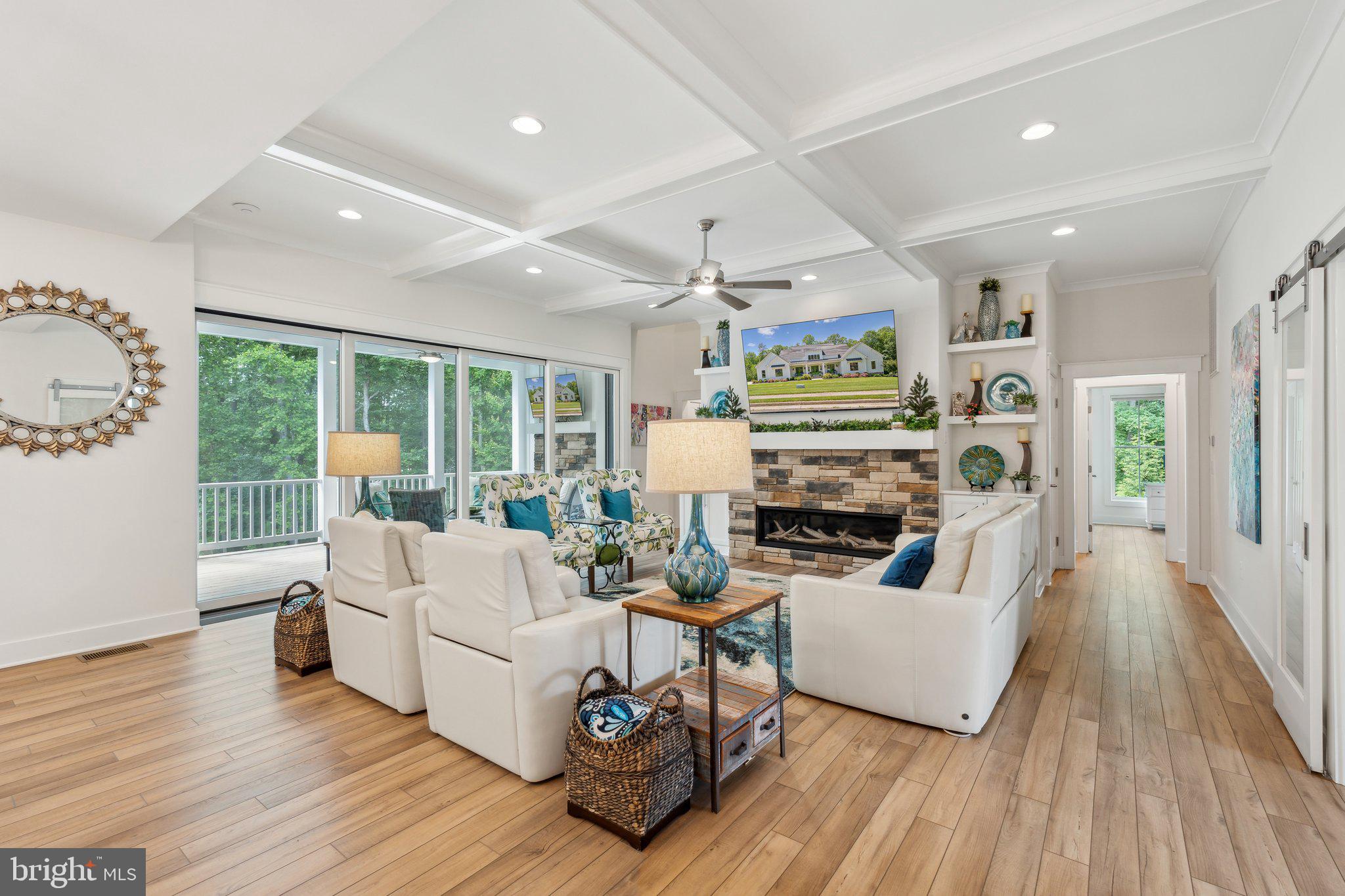 FAWN LAKE - Residential