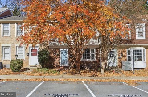 5 HYACINTH COURT 7-3 GAITHERSBURG MD 20878