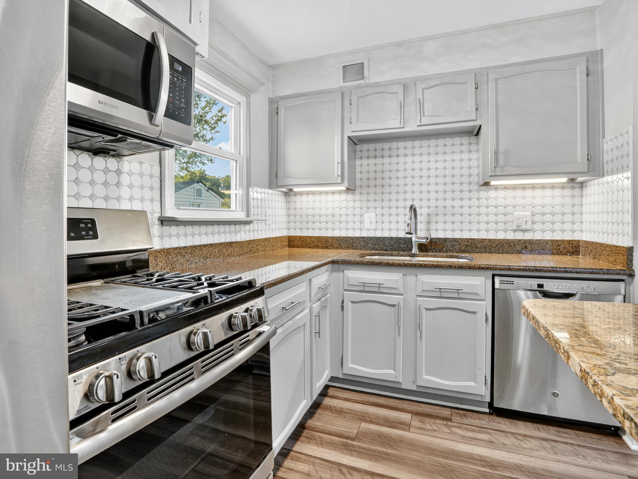 MANASSAS PARK - Residential