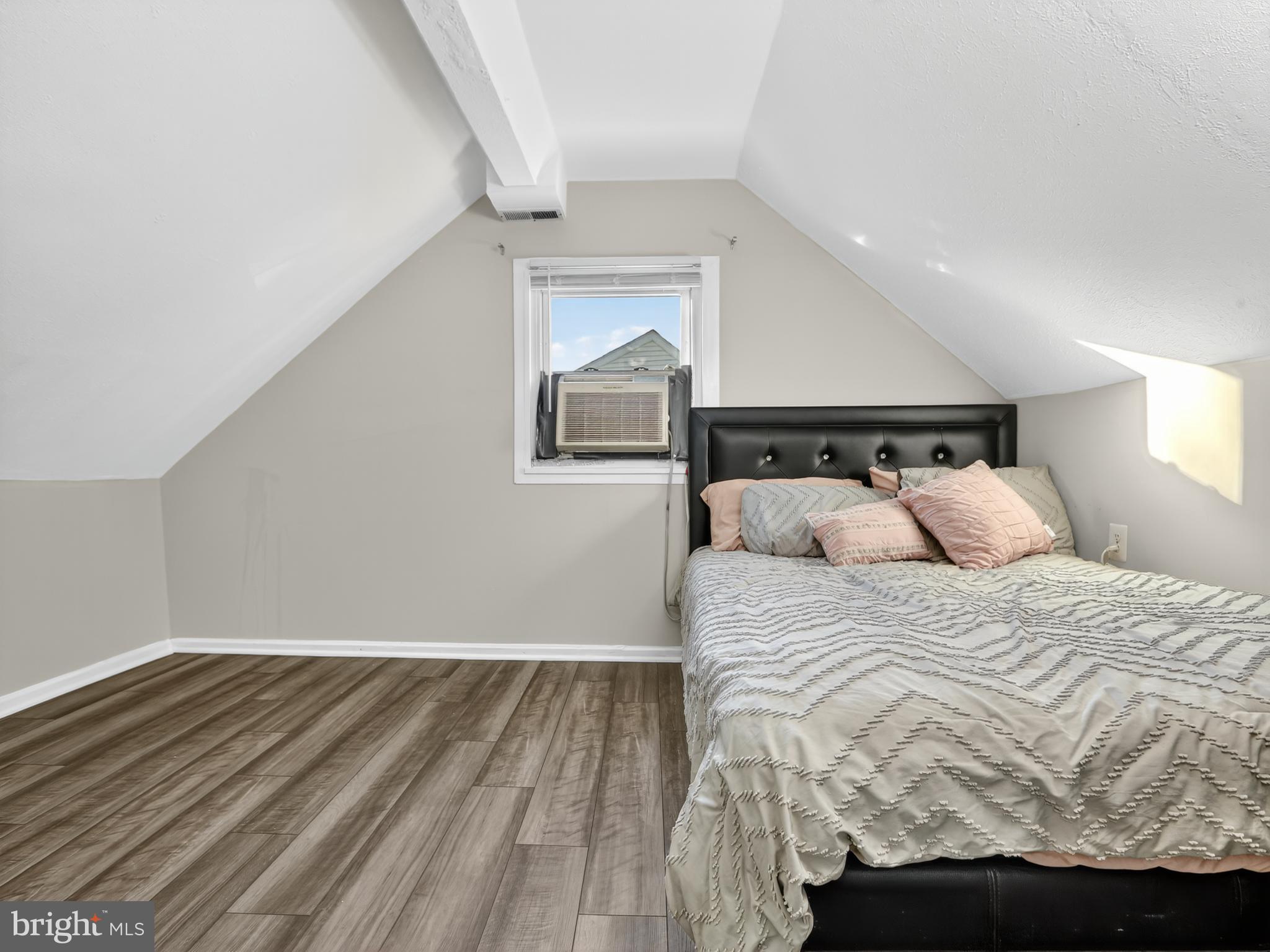 MANASSAS PARK - Residential