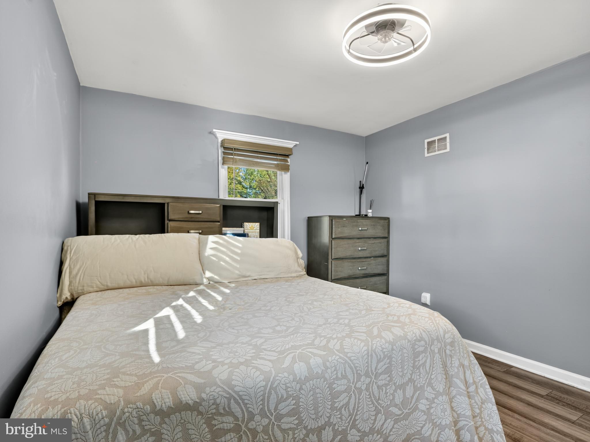 MANASSAS PARK - Residential