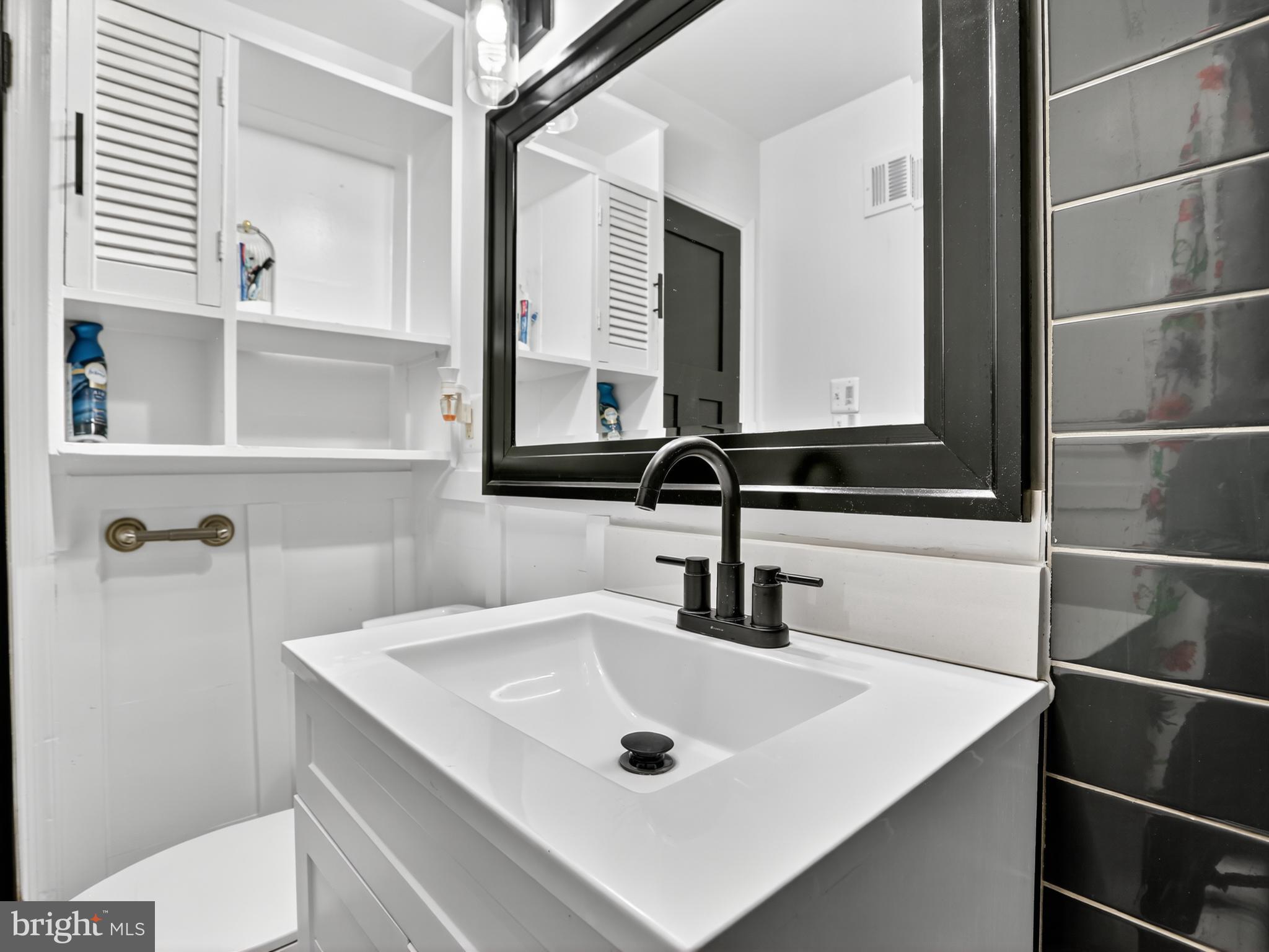 MANASSAS PARK - Residential